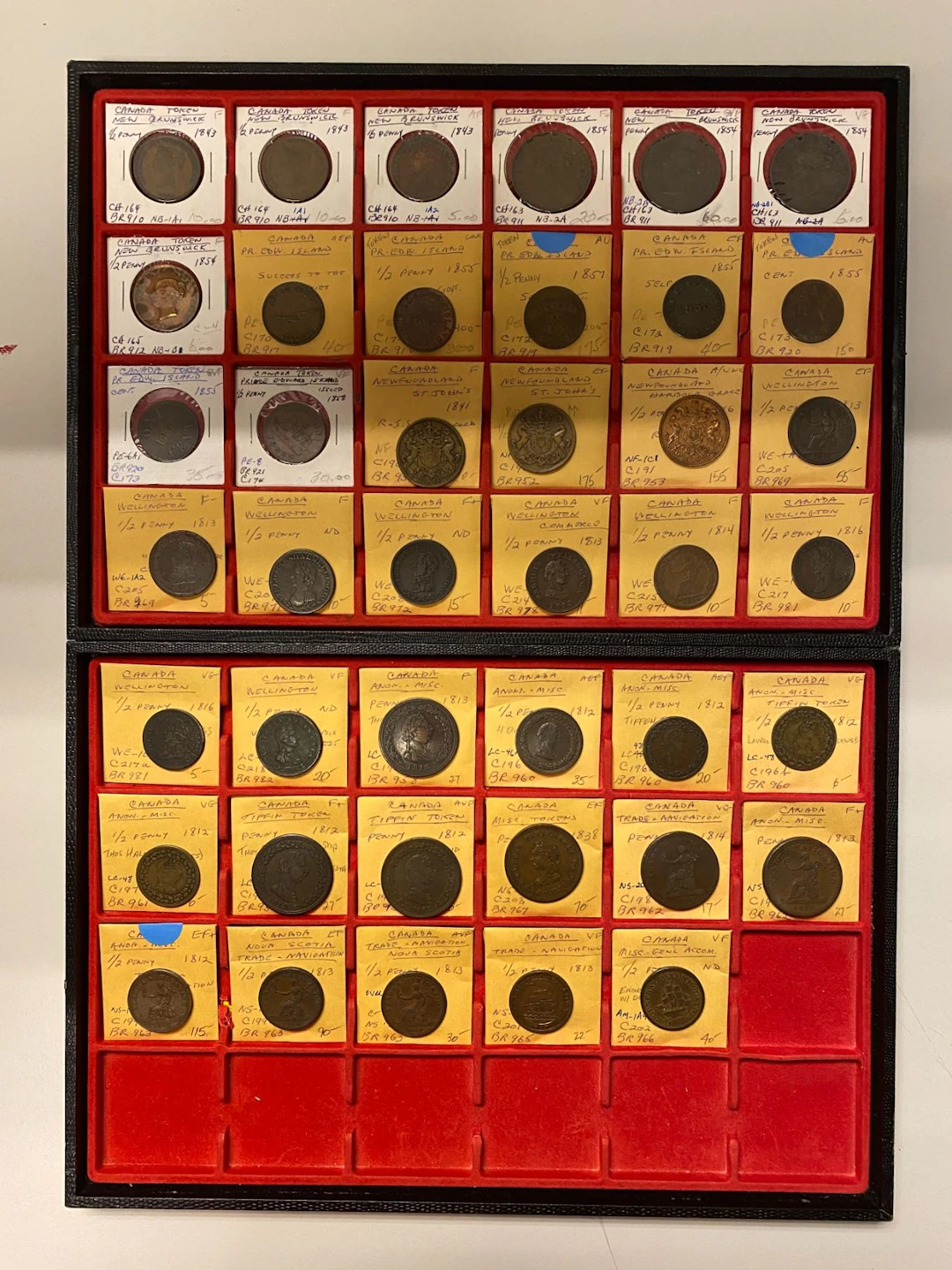 CANADA: LOT of 41 tokens