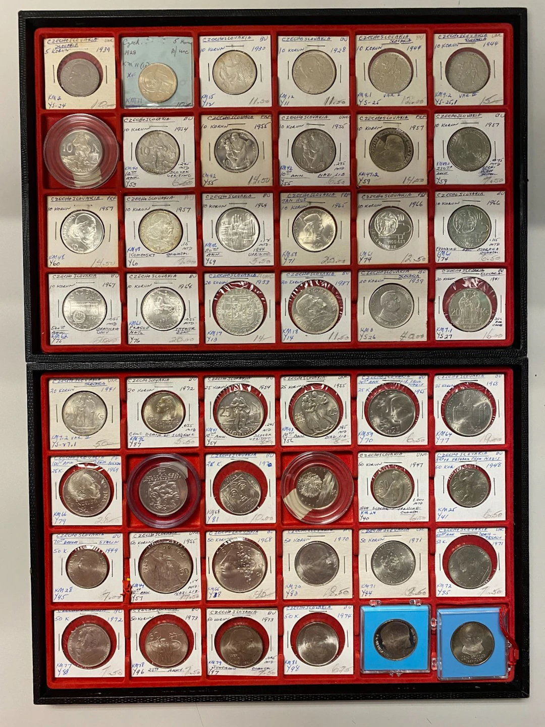 CZECHOSLOVAKIA: LOT of a 107 coins