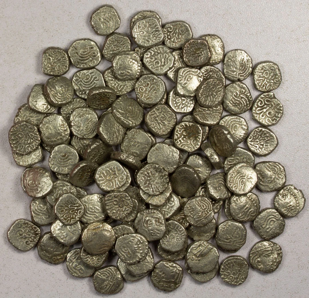 ANCIENT INDIA: GUPTA: LOT of 113 coins