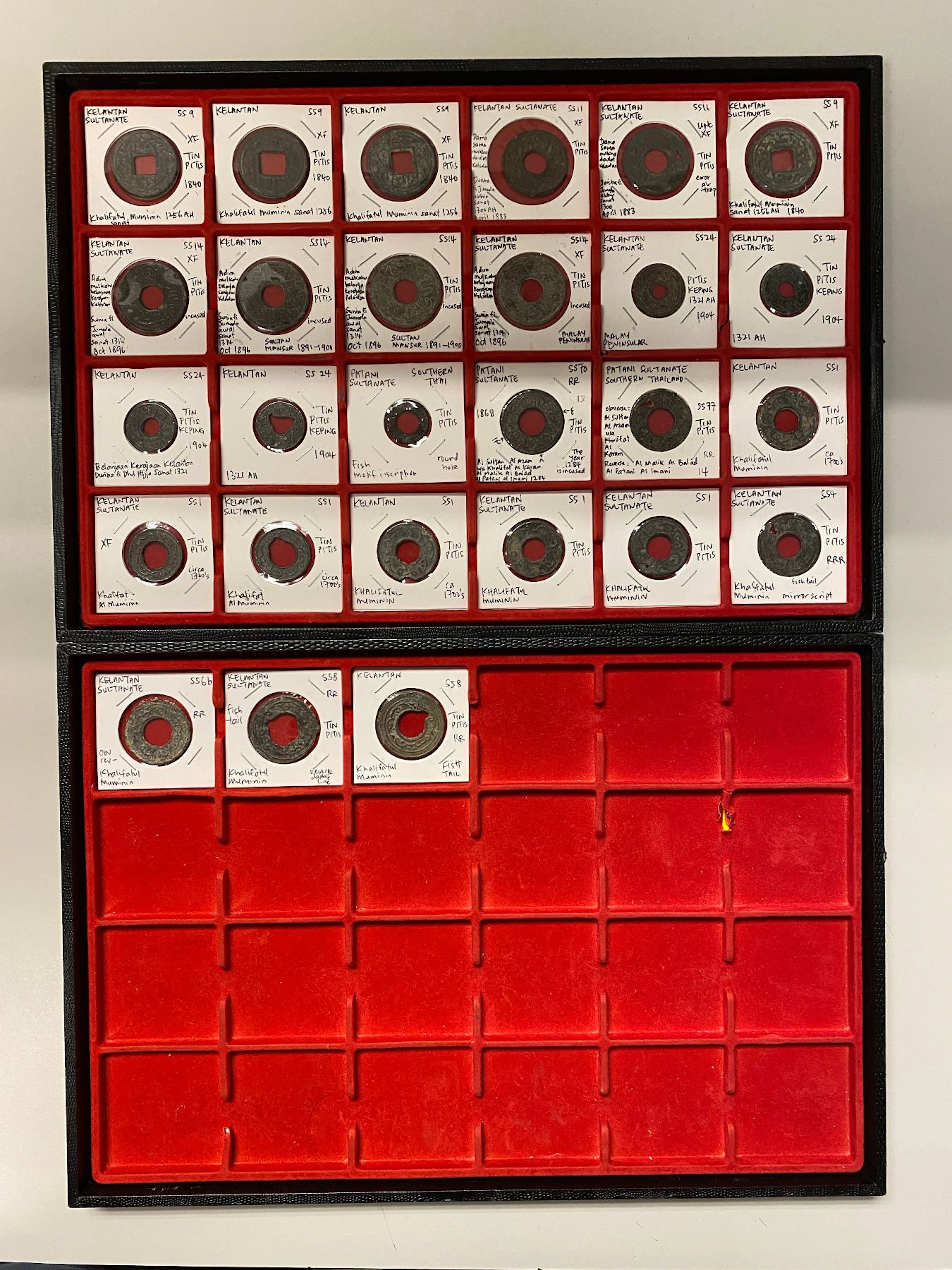MALAYSIA: KELANTAN: LOT of 27 tin coins