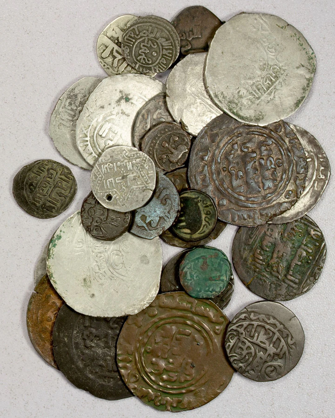 EARLY ISLAMIC: KHWARIZMSHAH: Muhammad, 1200-1220, LOT of 9 silver