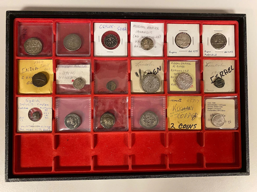 ASIA: LOT of 19 coins