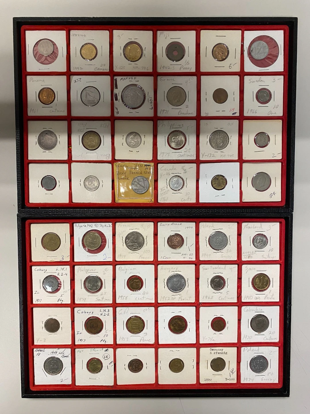 WORLDWIDE: LOT of 602 coins