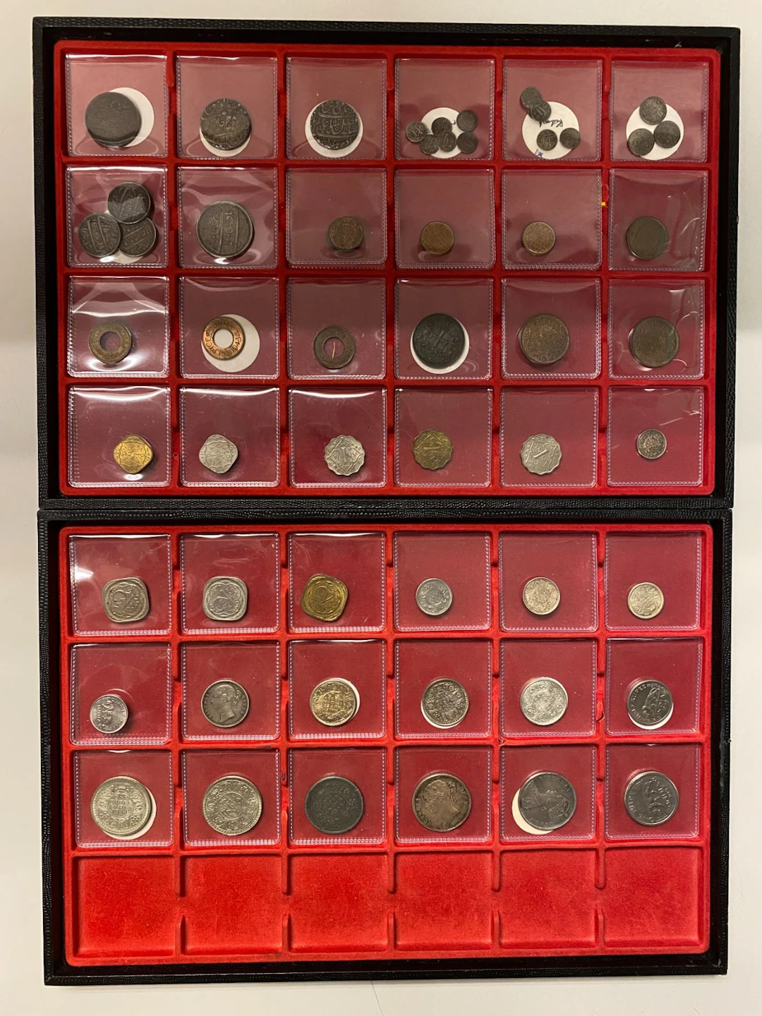 INDIA: LOT of 55 coins