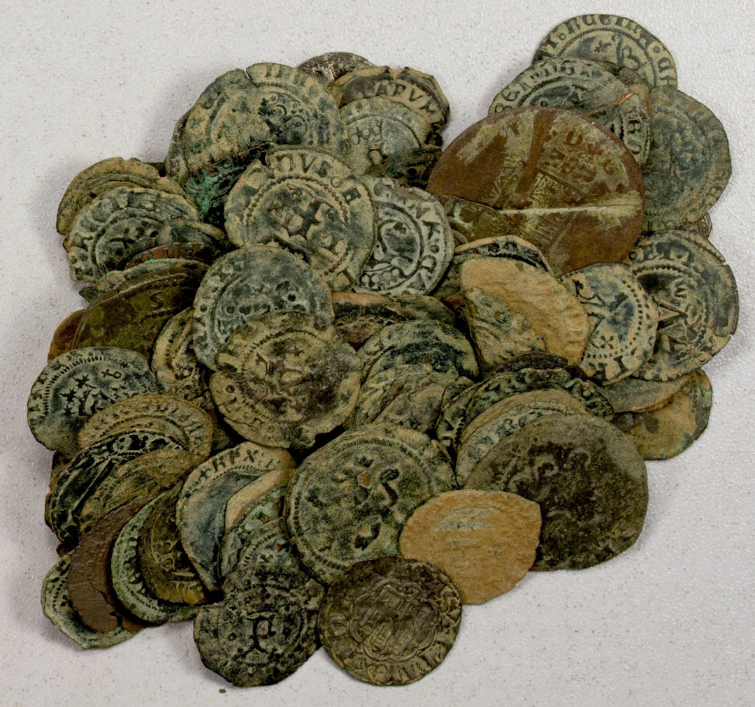 SPAIN: LOT of 100 coins