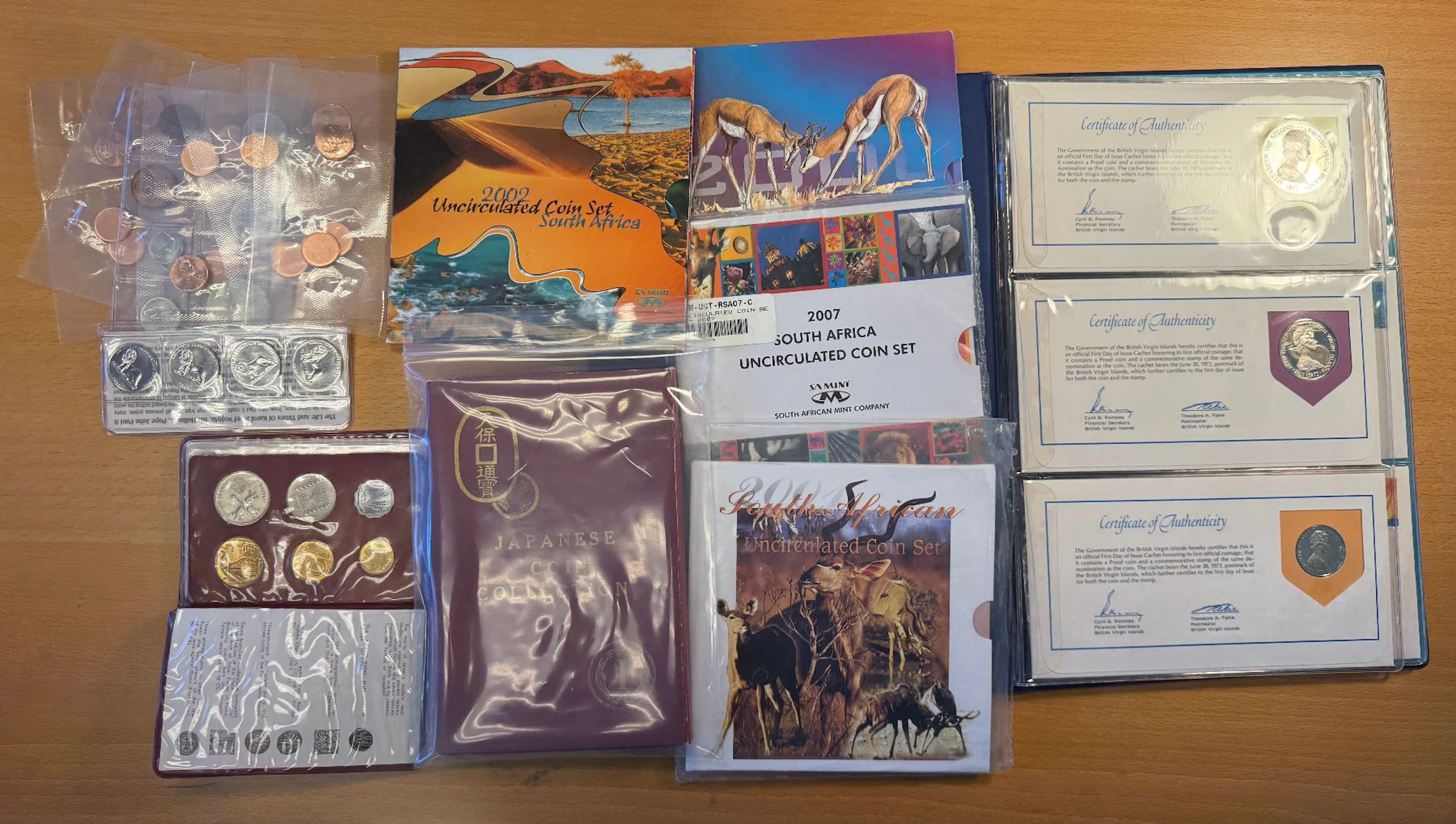 WORLDWIDE: LOT of 110 coins