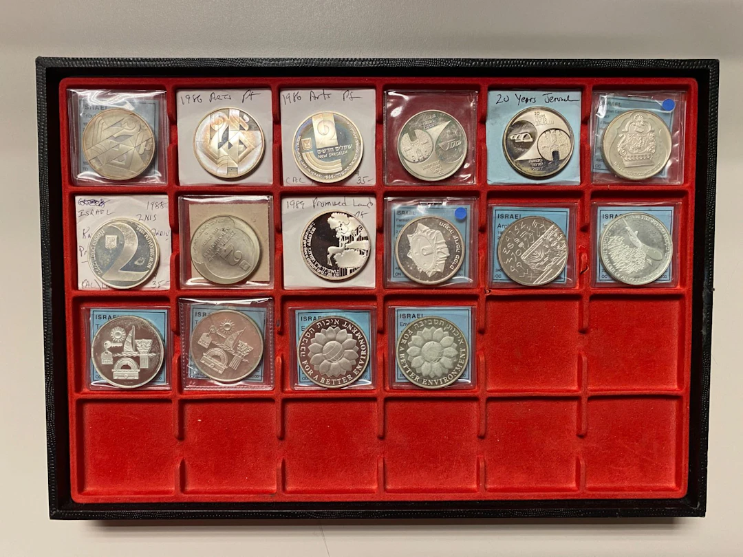 ISRAEL: Republic, LOT of 16 coins