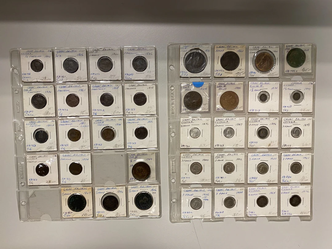 GREAT BRITAIN: LOT of 38 coins