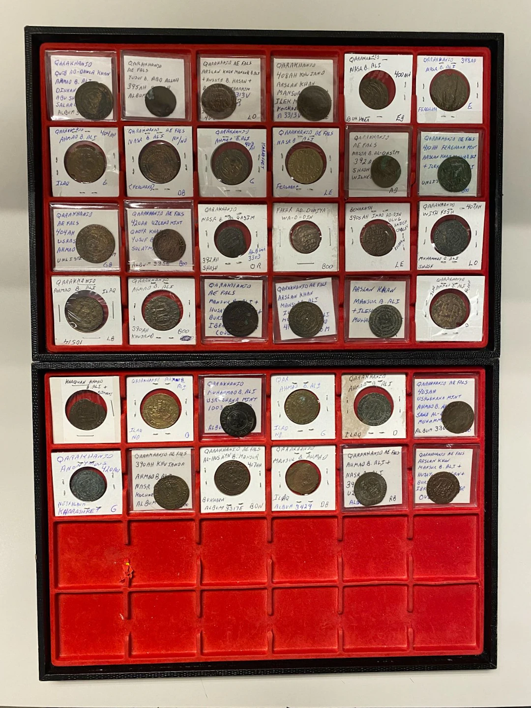 EARLY ISLAMIC: QARAKHANID: LOT of 36 coins