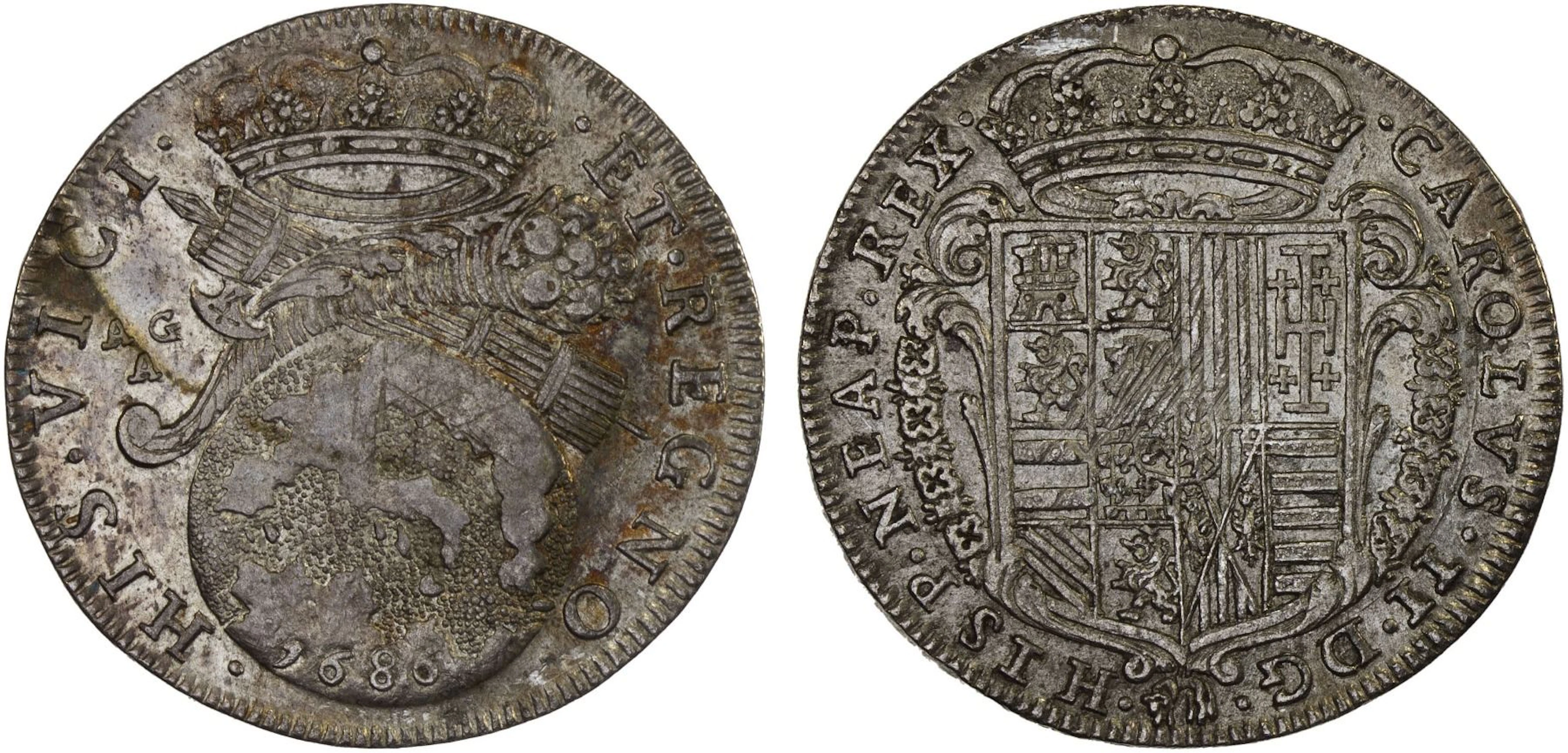ITALY: NAPLES: Carlo II, 1674-1700, AR tari, 1686, XF