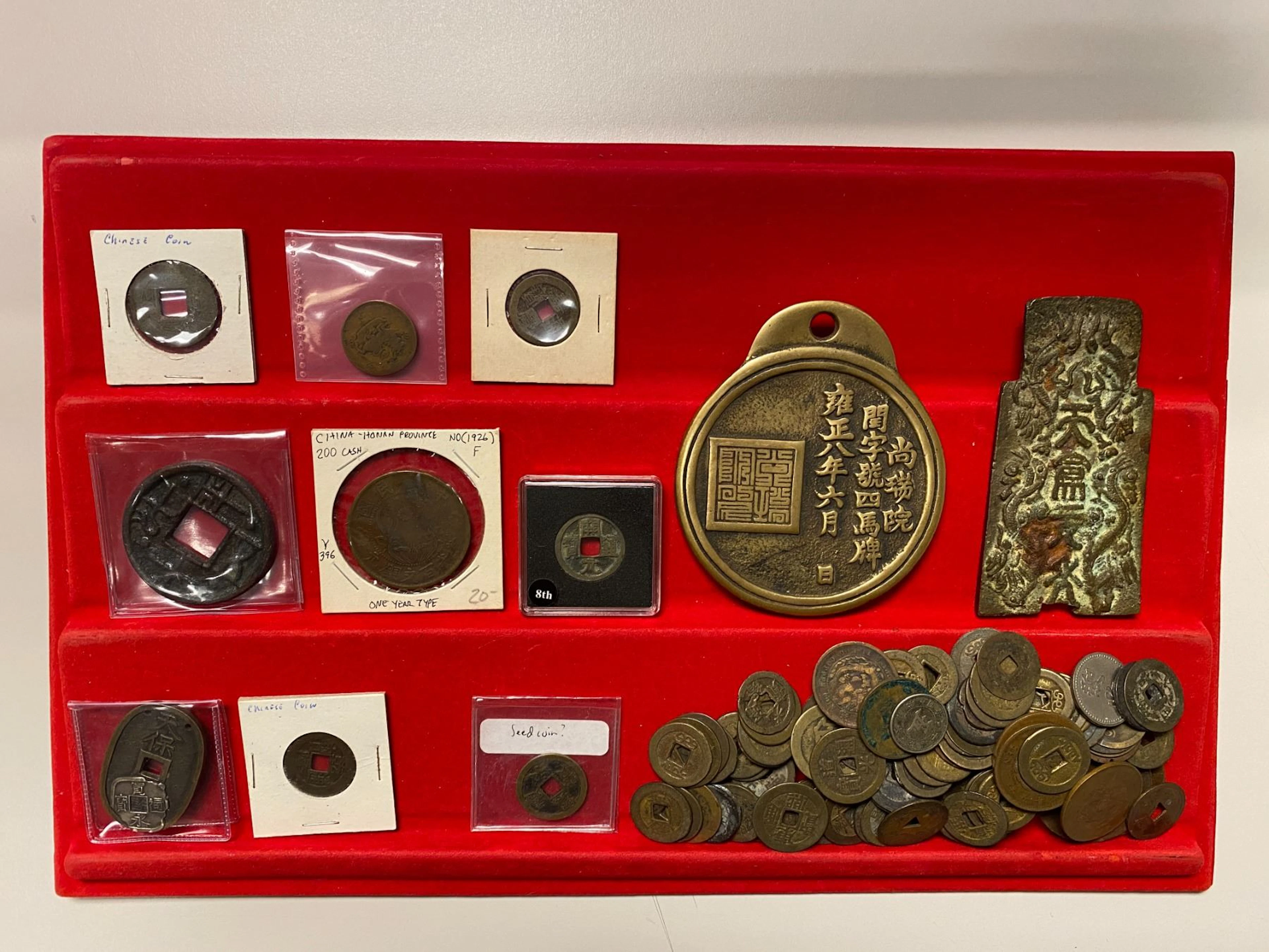 CHINA: LOT of 105 pieces