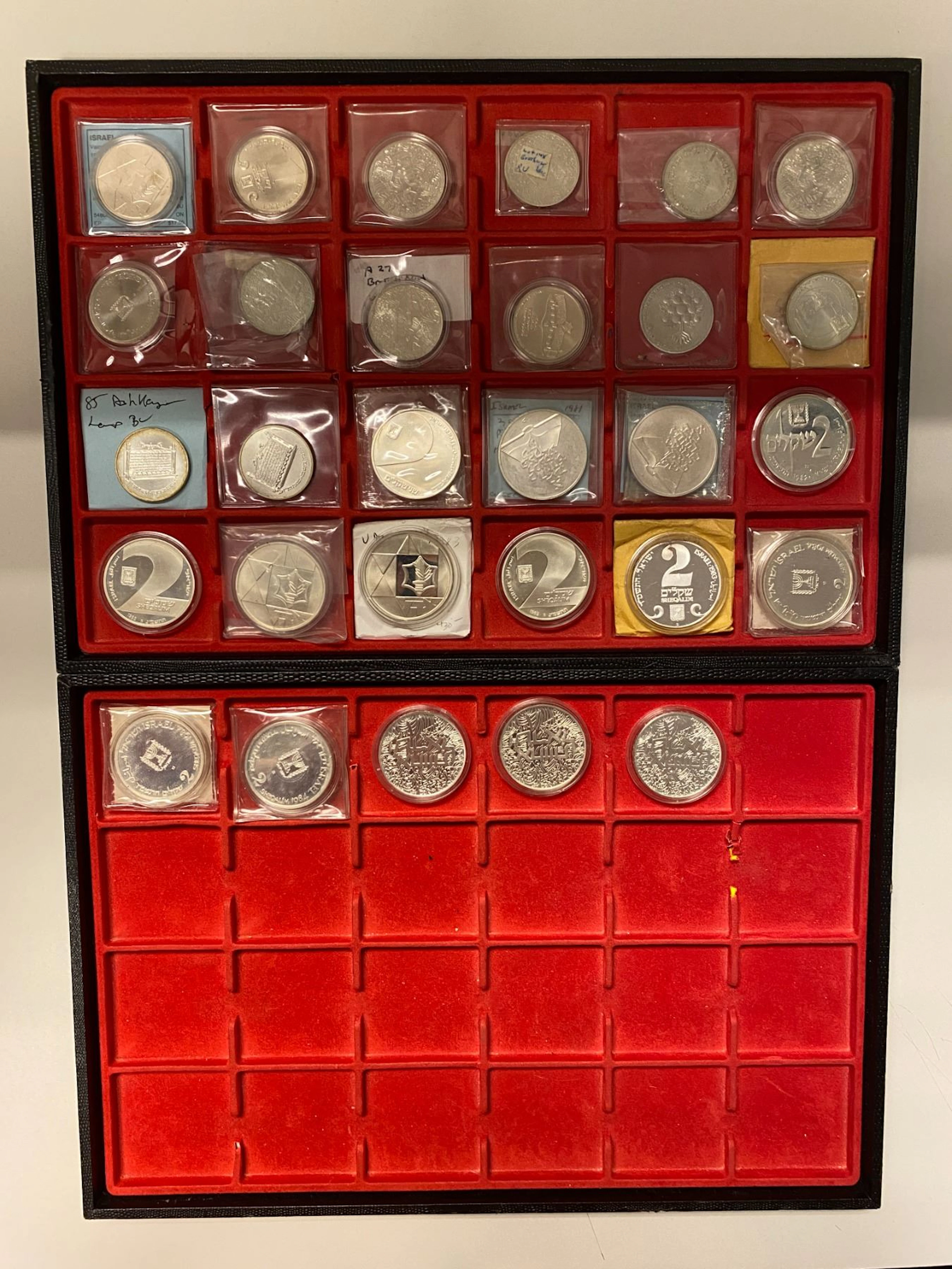 ISRAEL: Republic, LOT of 29 coins
