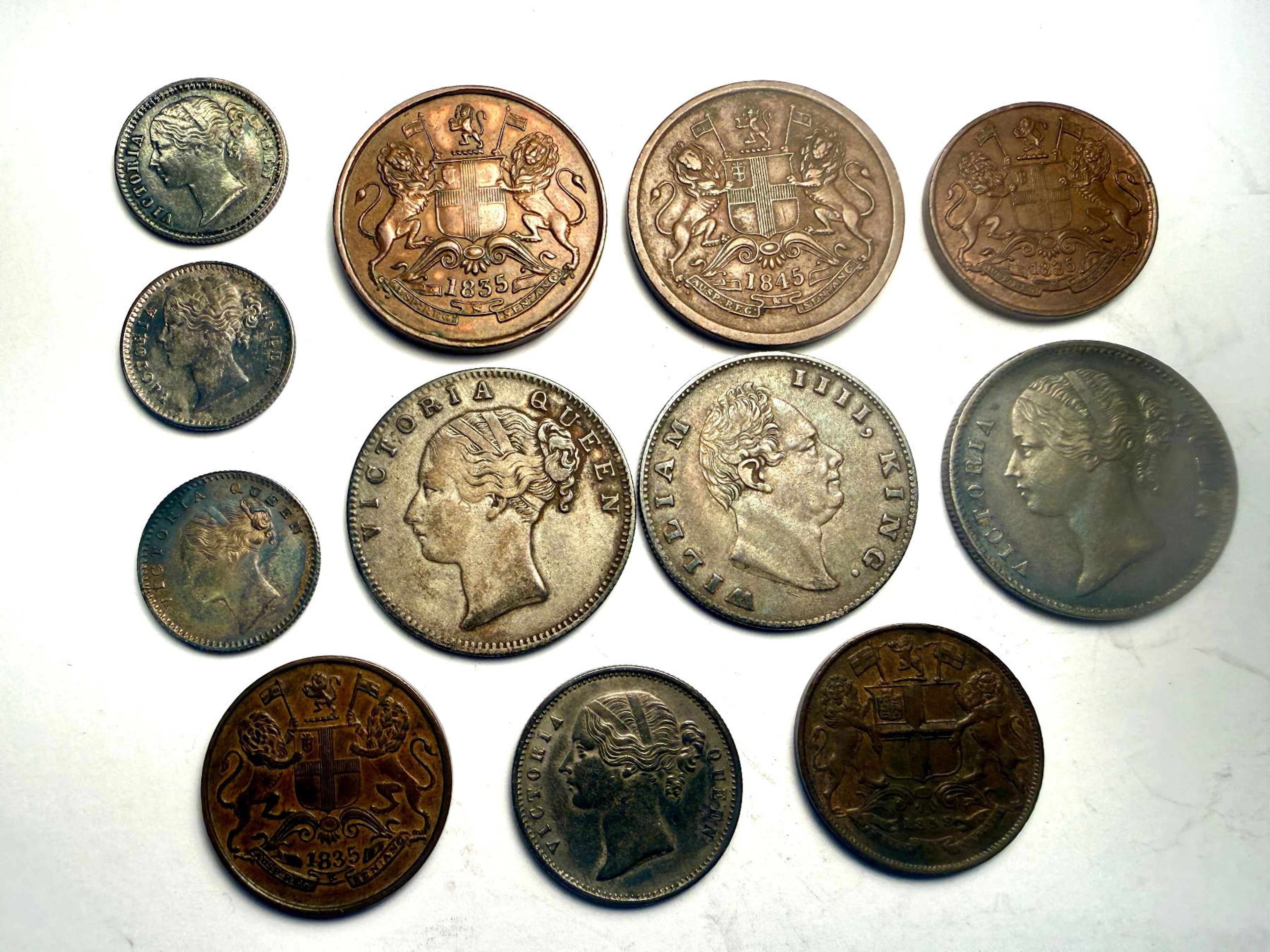 BRITISH INDIA: LOT of 12 coins