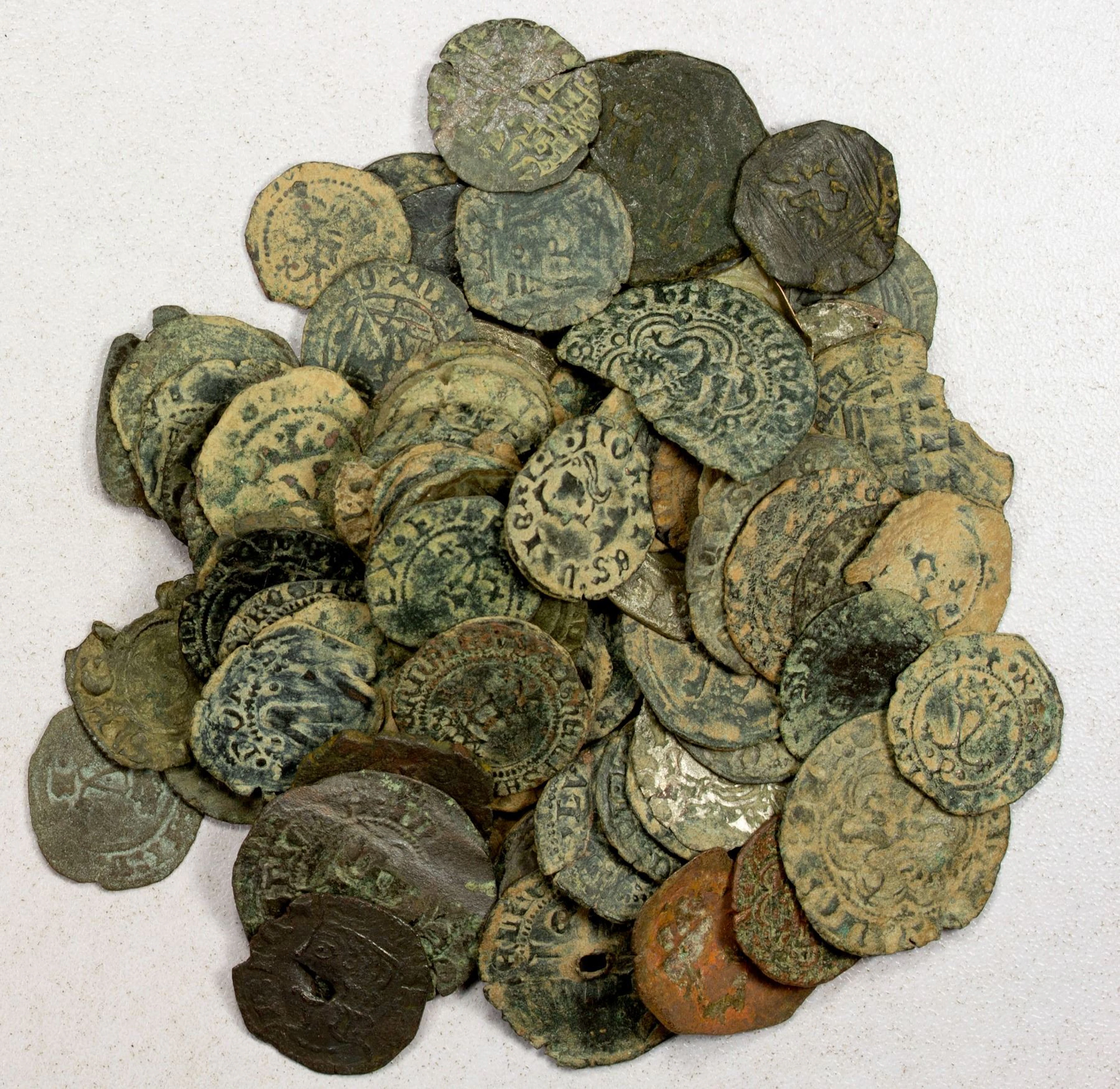 SPAIN: LOT of 100 coins