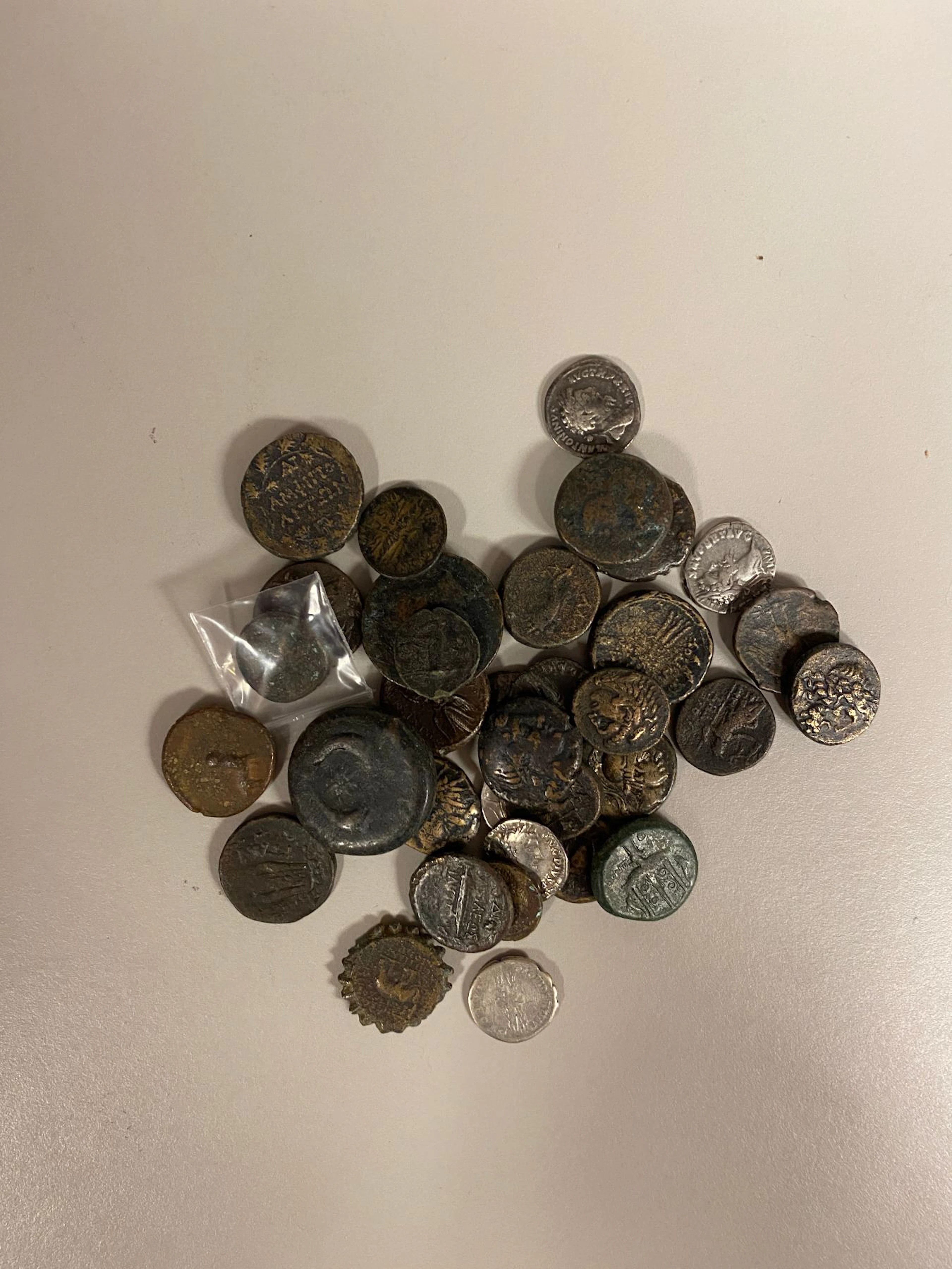 ANCIENT: LOT of 34 coins