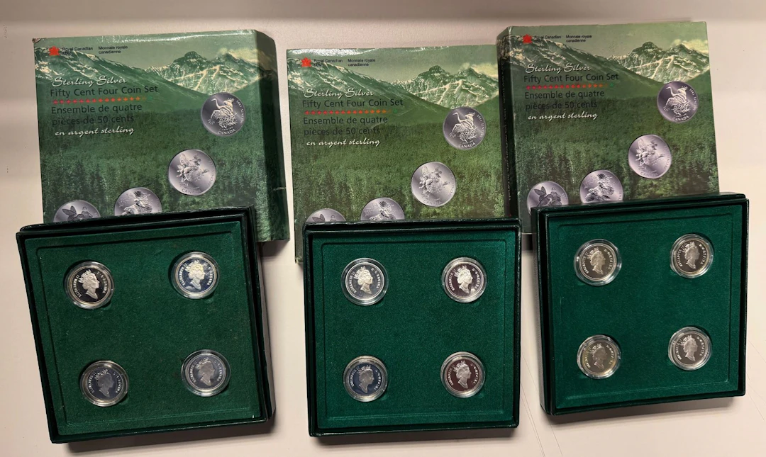 CANADA: LOT of 12 coins