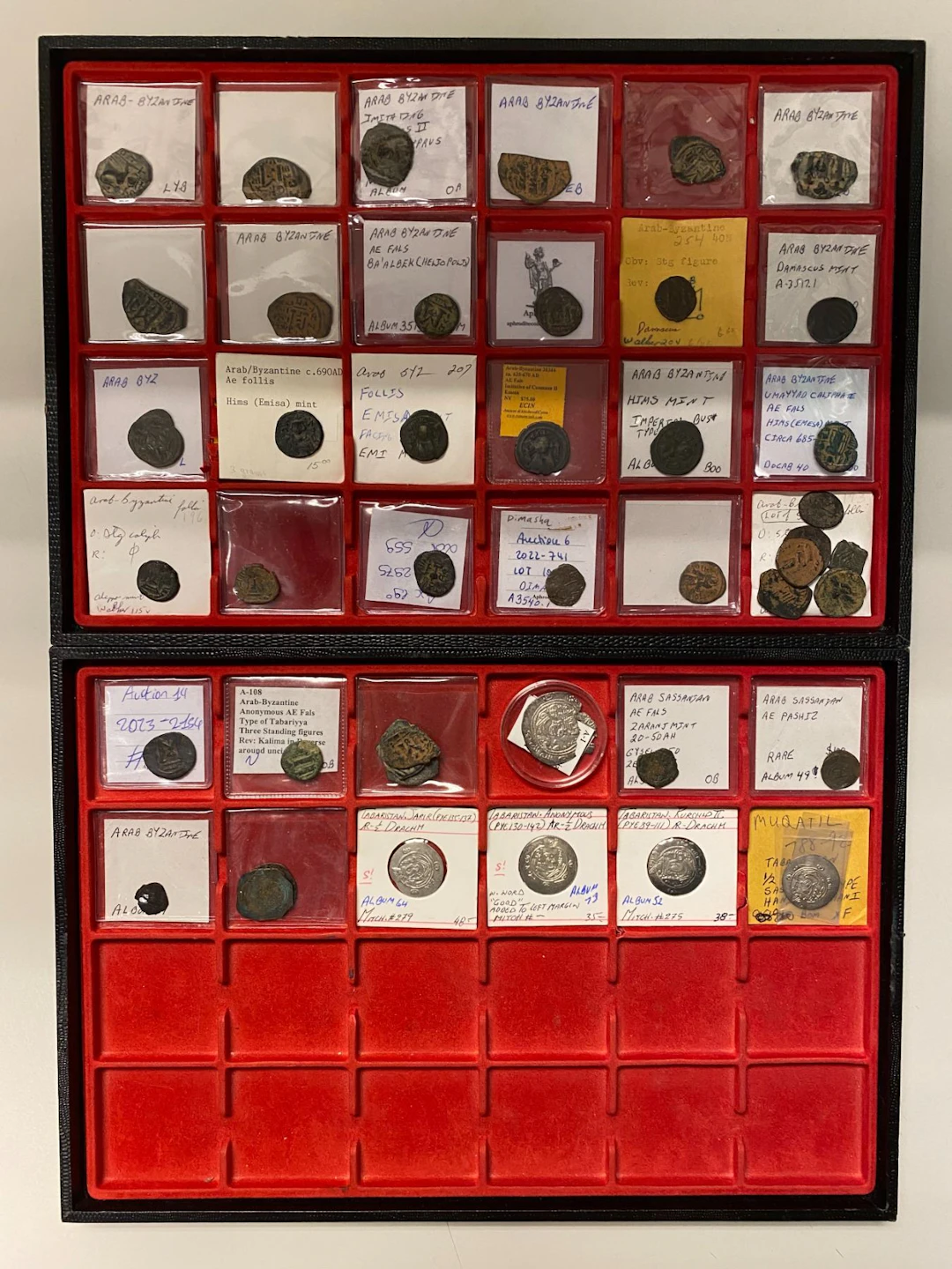 EARLY ISLAMIC: ARAB-BYZANTINE: LOT of 45 coins