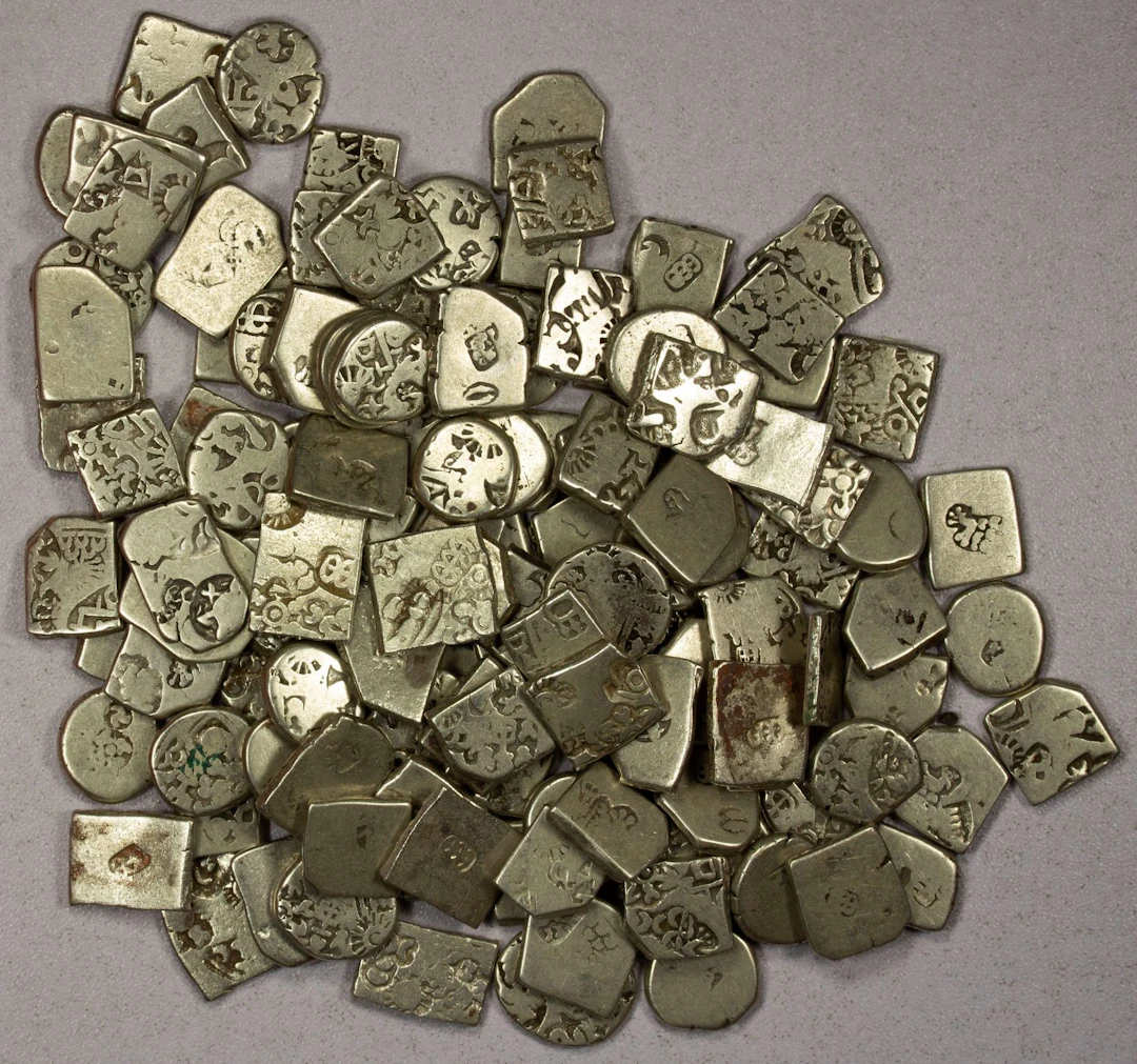 ANCIENT INDIA: Mauryan Empire, LOT of 130 coins