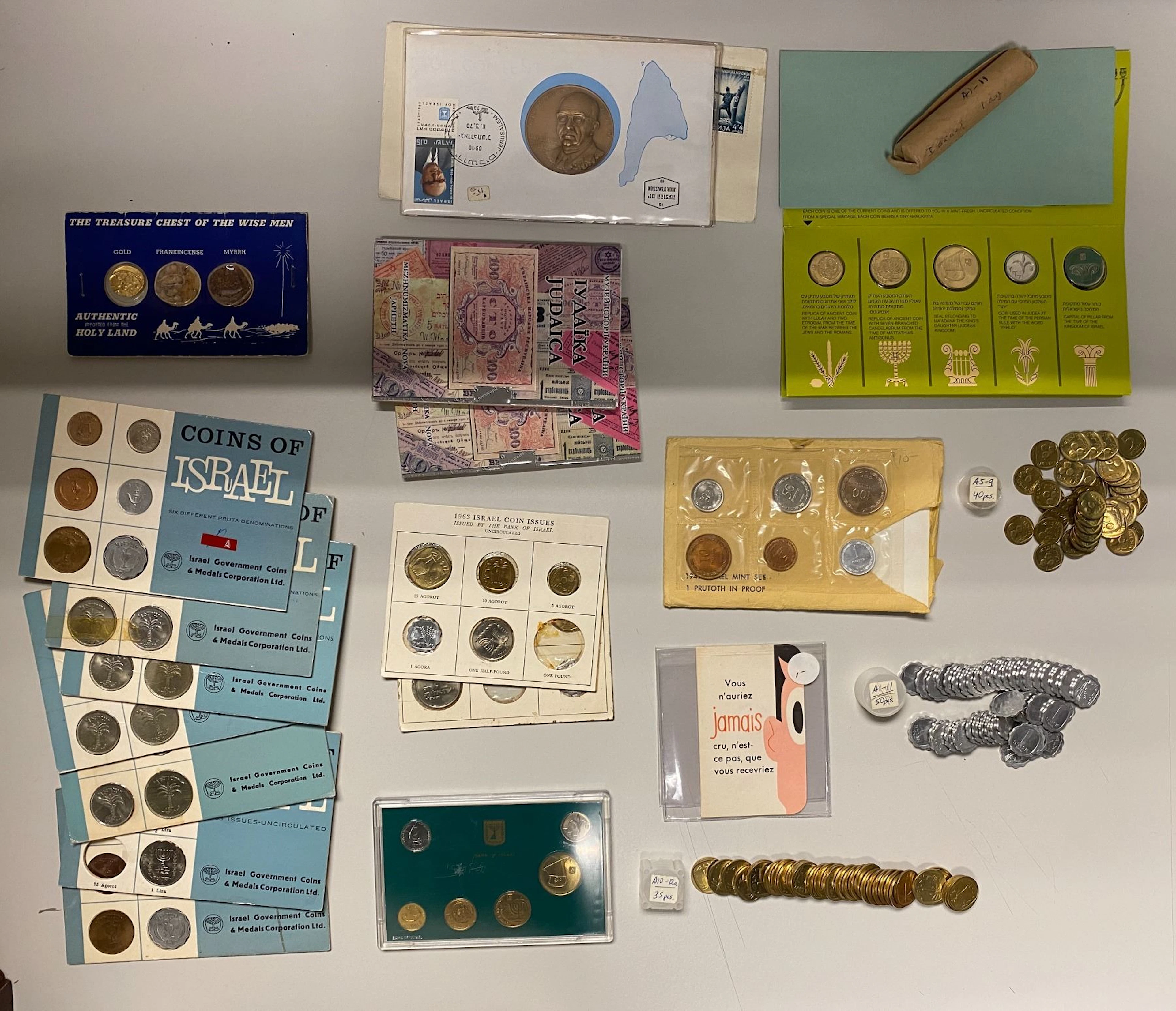 ISRAEL: LOT 242 coins