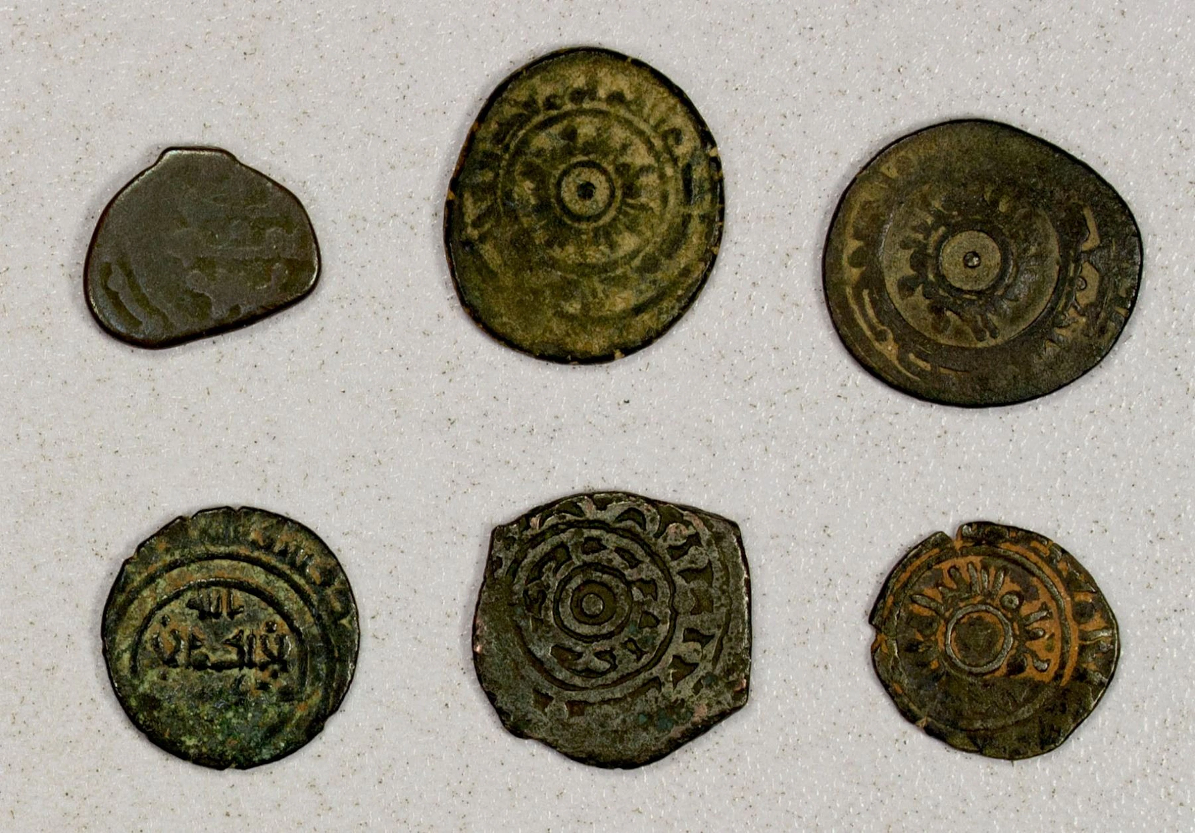 EARLY ISLAMIC: FATIMID: LOT of 6 billon dirhams aswad