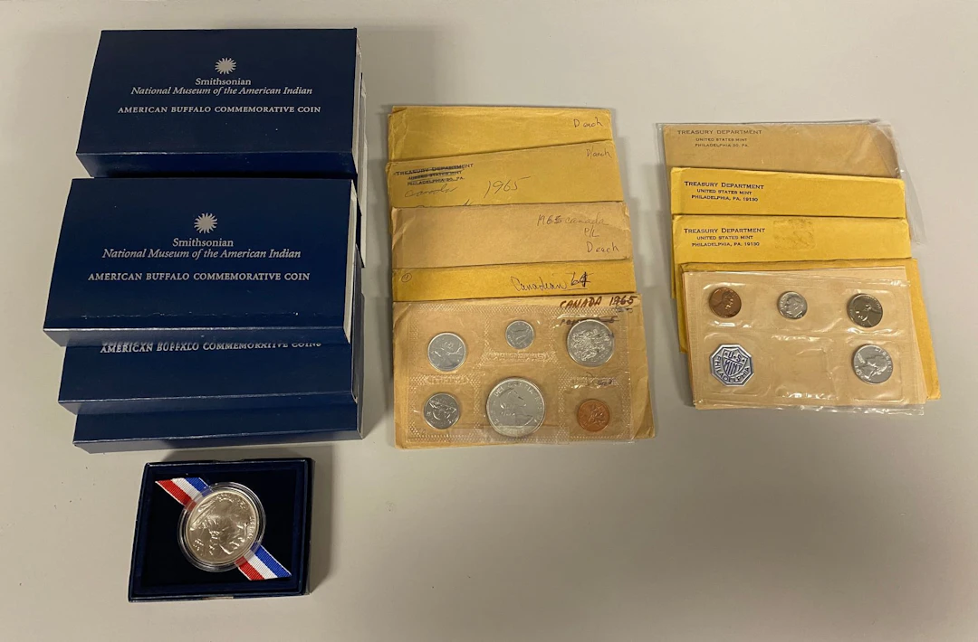 NORTH AMERICA: LOT of 16 sets