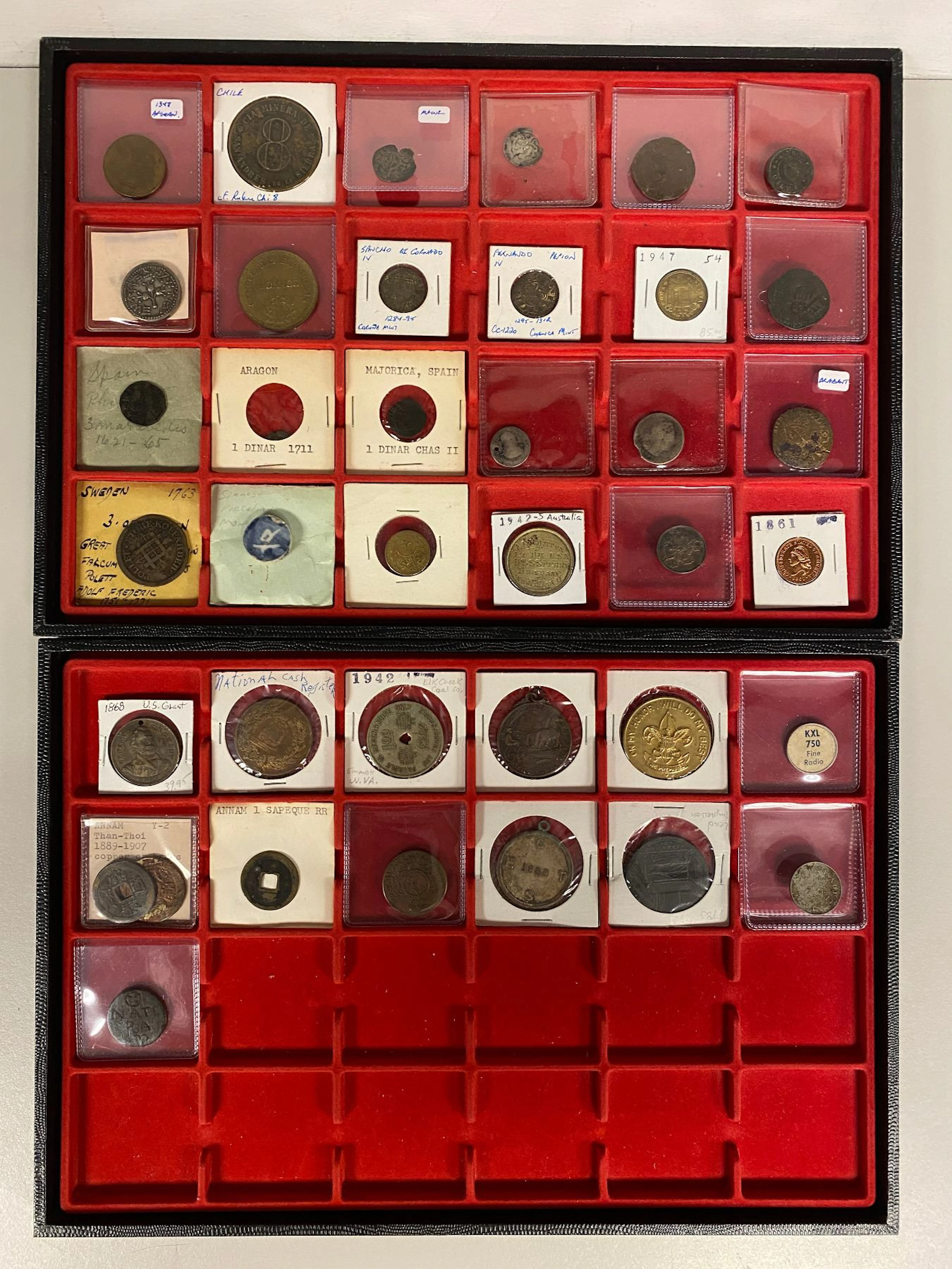 WORLDWIDE: LOT of 38 coins, tokens, and medals
