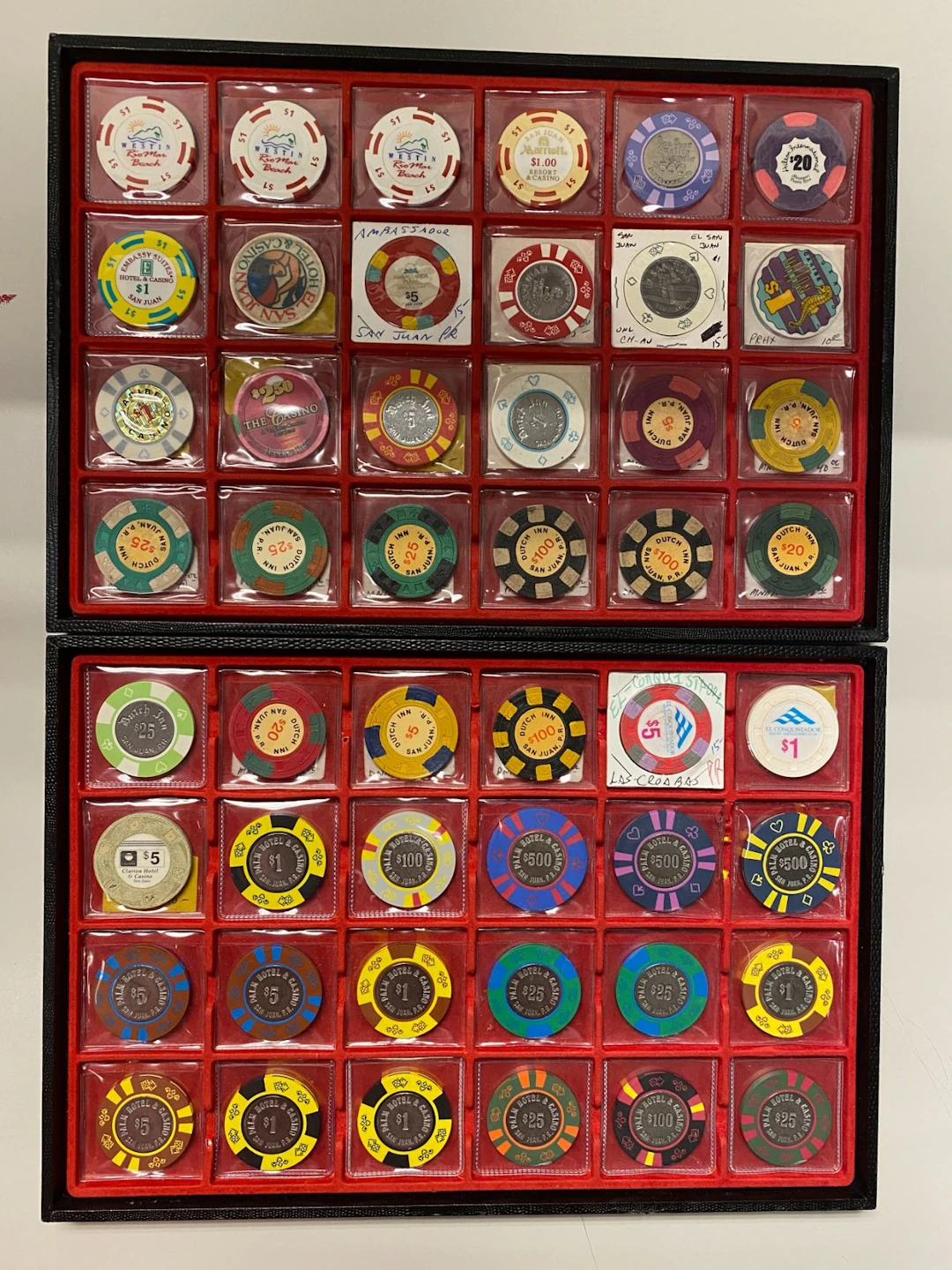 PUERTO RICO: LOT of 89 casino chips and tokens