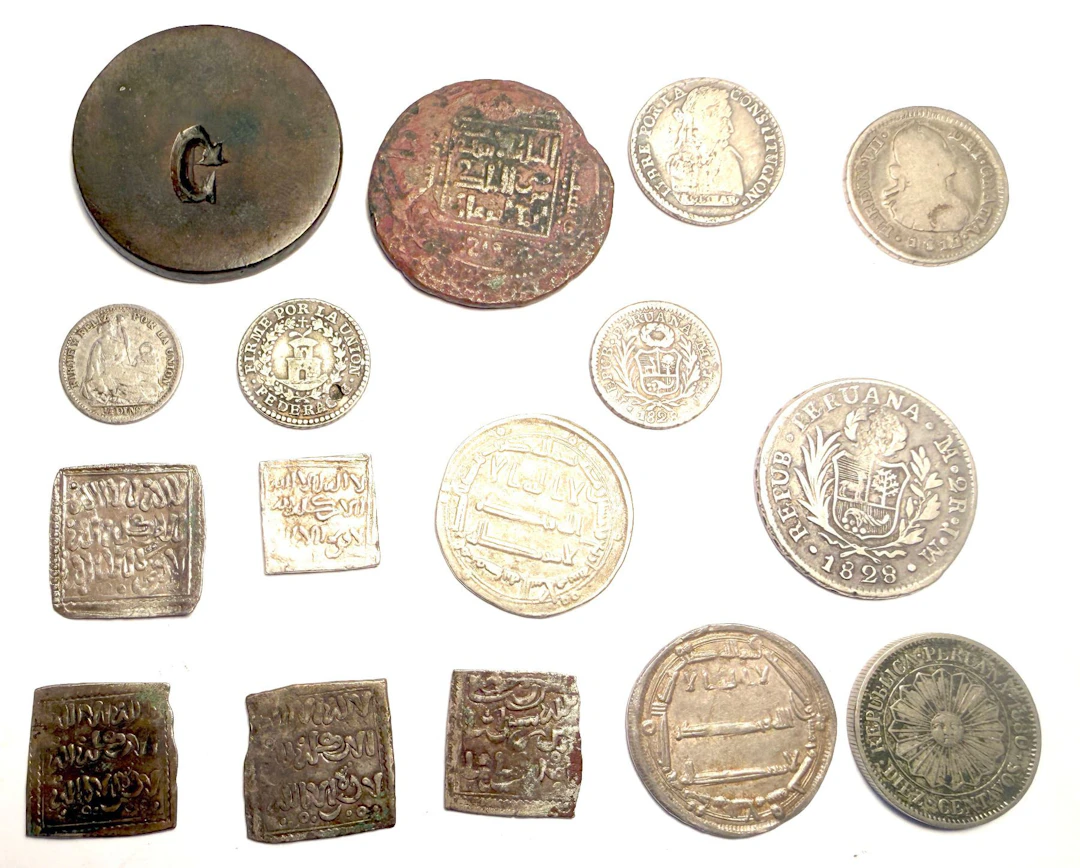 WORLDWIDE: LOT of 16 coins