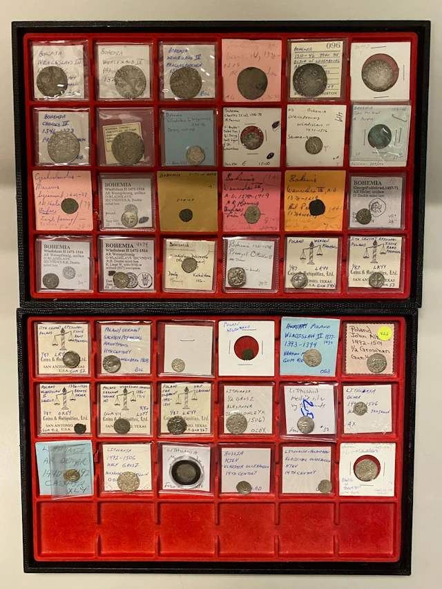 EUROPE: LOT of 42 coins