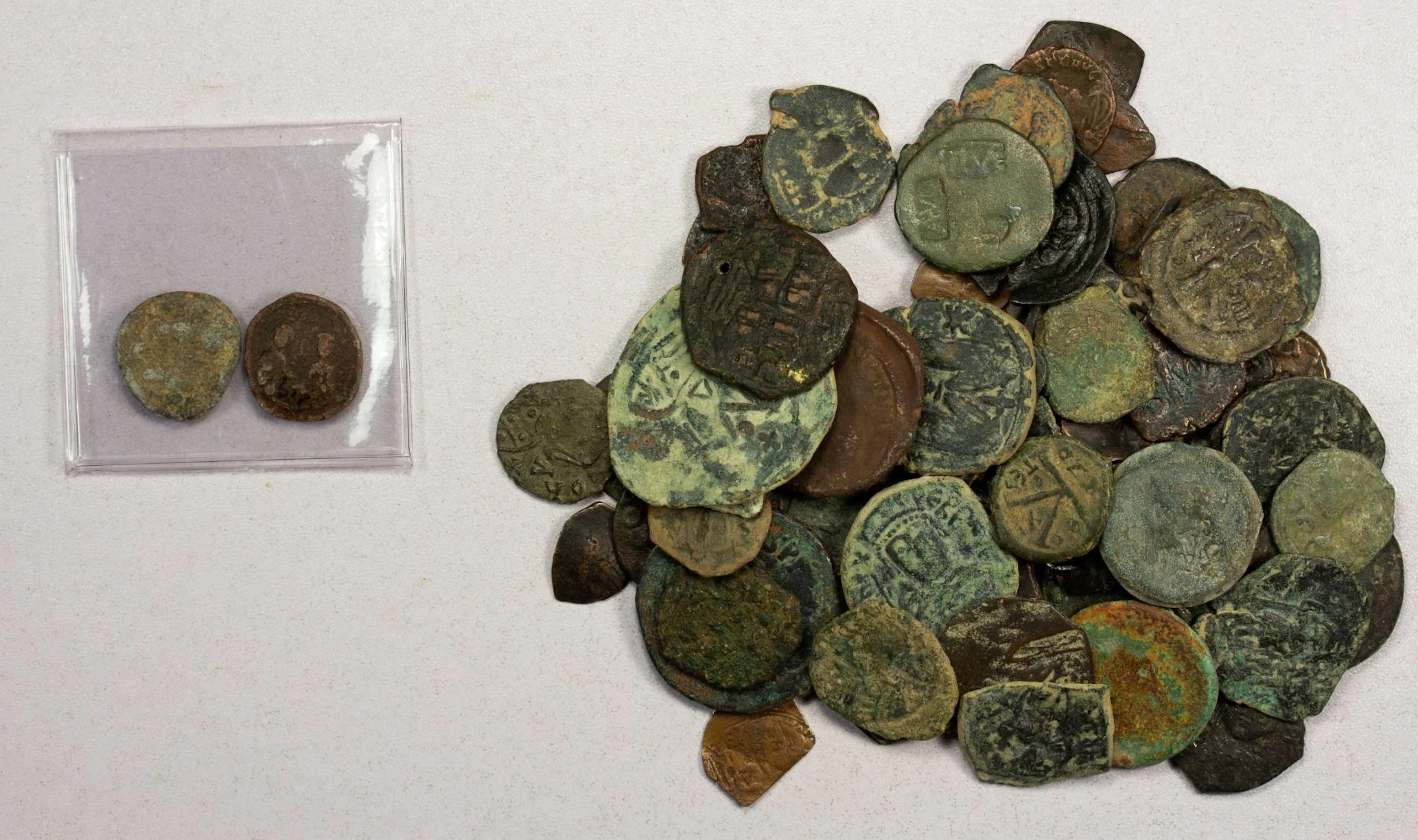 BYZANTINE EMPIRE: LOT of 67 coins