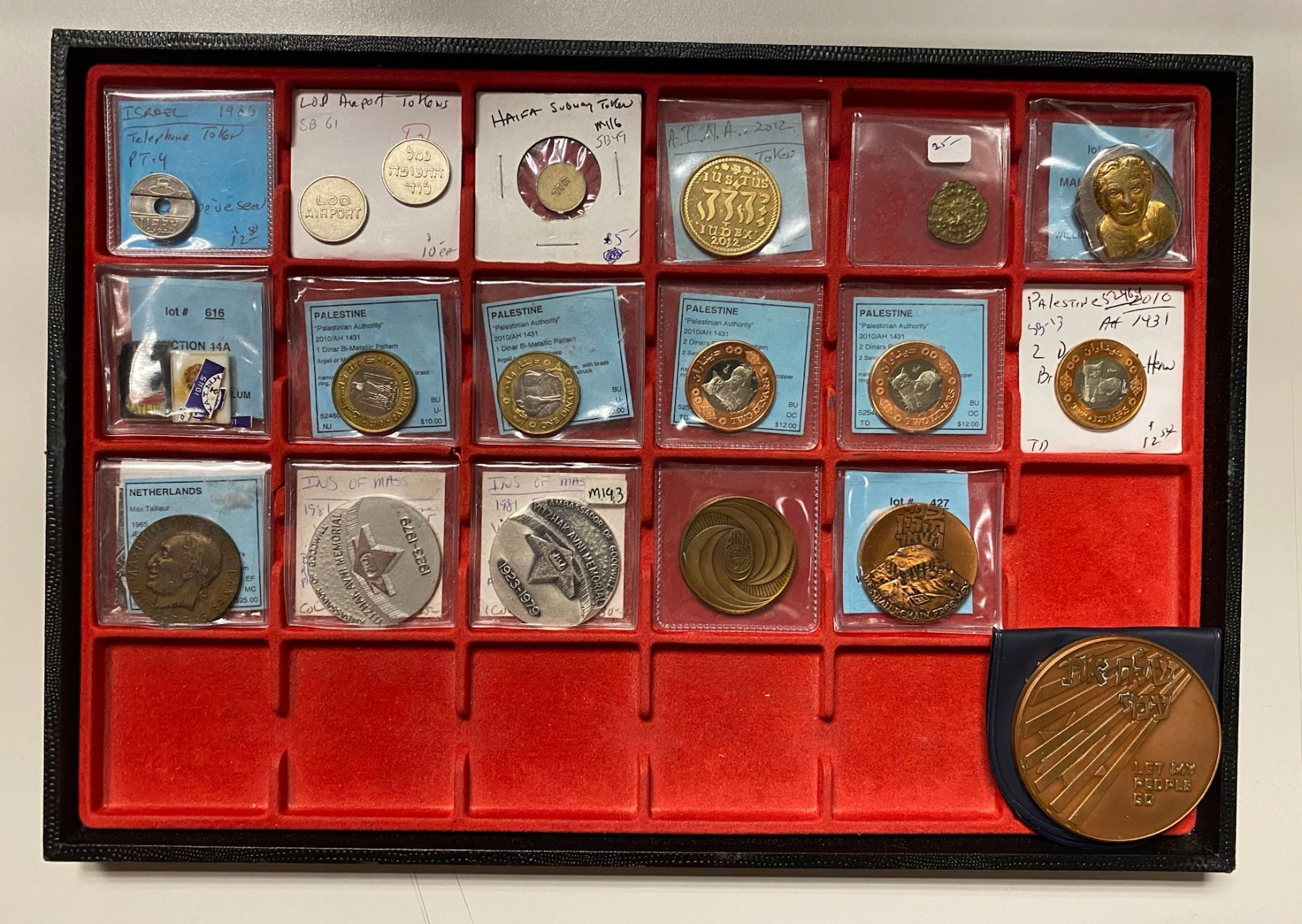 ISRAEL & PALESTINE: LOT of 20 coins, tokens, medals, and badges