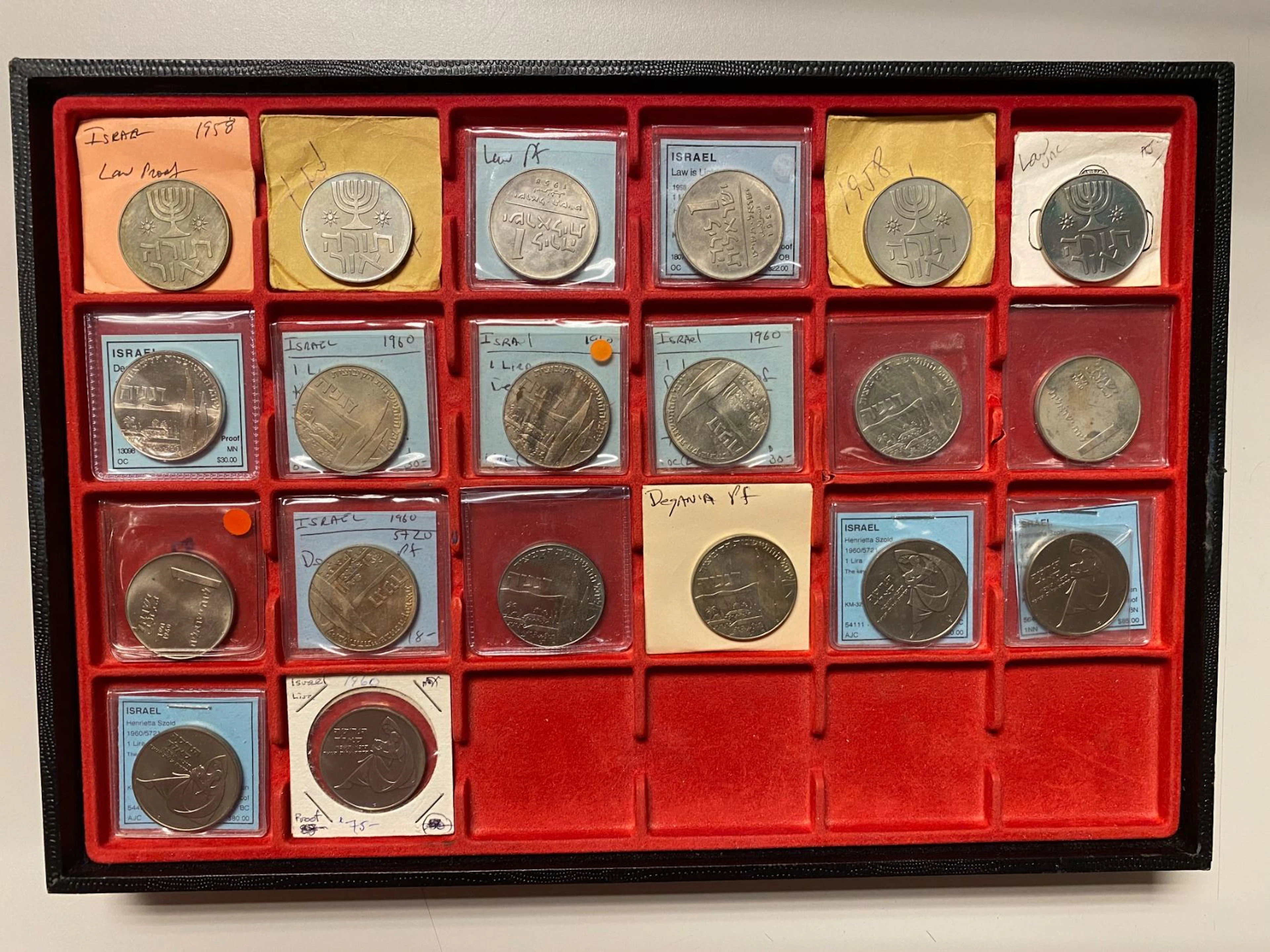 ISRAEL: Republic, LOT of 20 coins