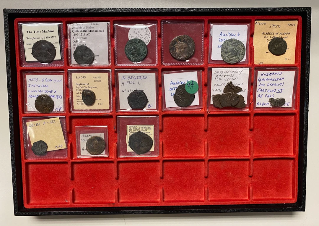 MEDIEVAL ISLAMIC: LOT of 18 coins