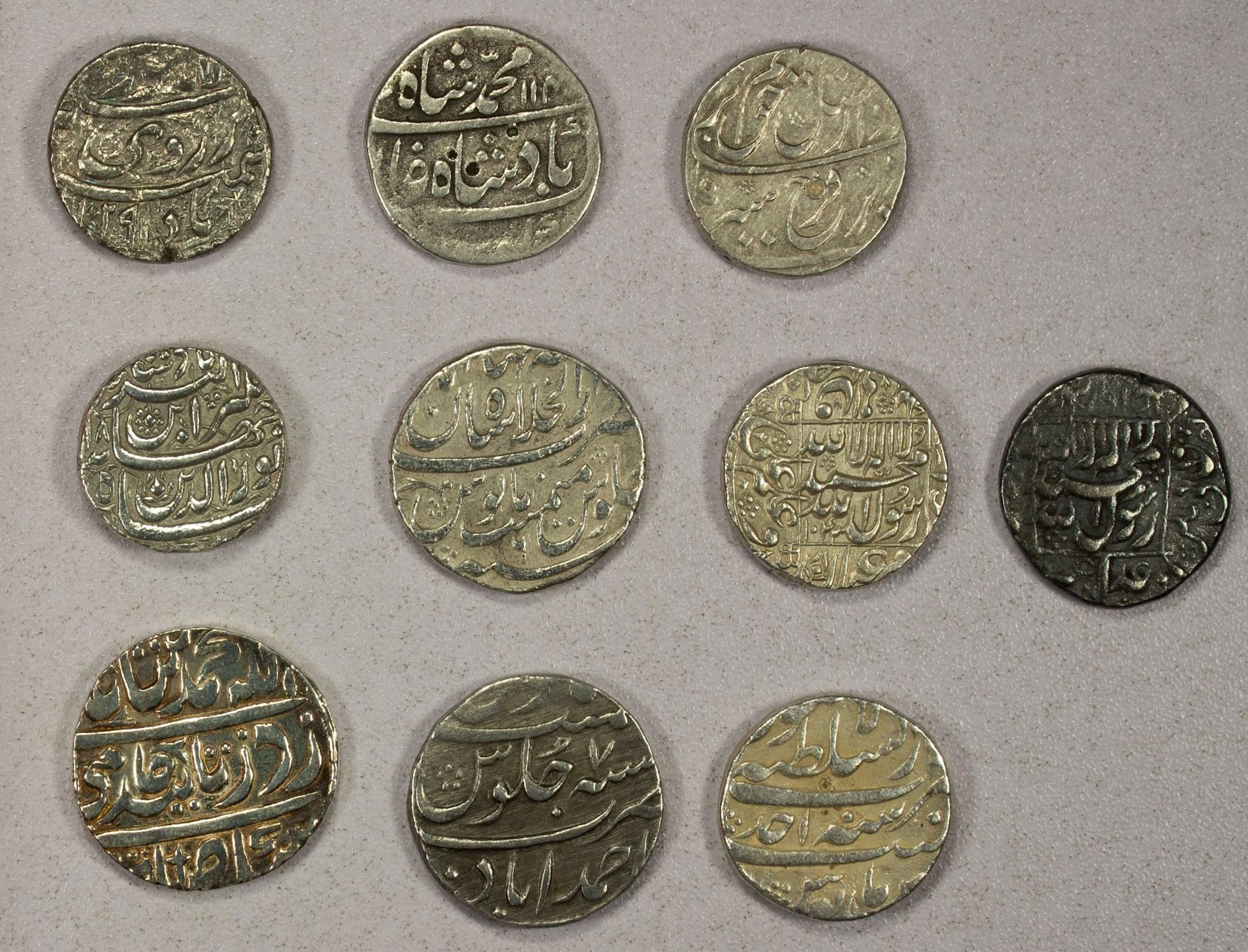 INDIA: MUGHAL: LOT of 10 rupees