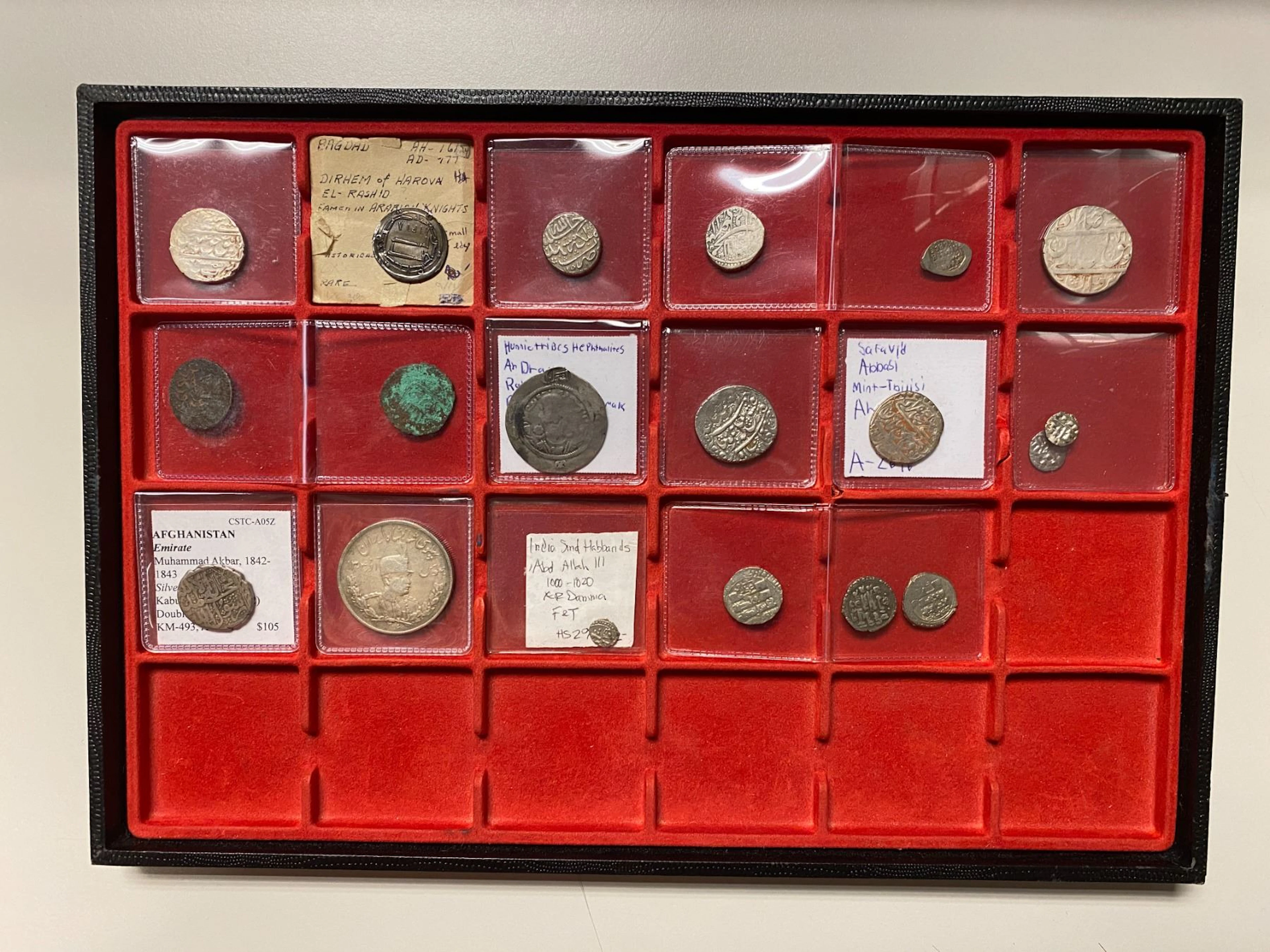 MEDIEVAL ISLAMIC: LOT of 17 silver and 1 copper coin