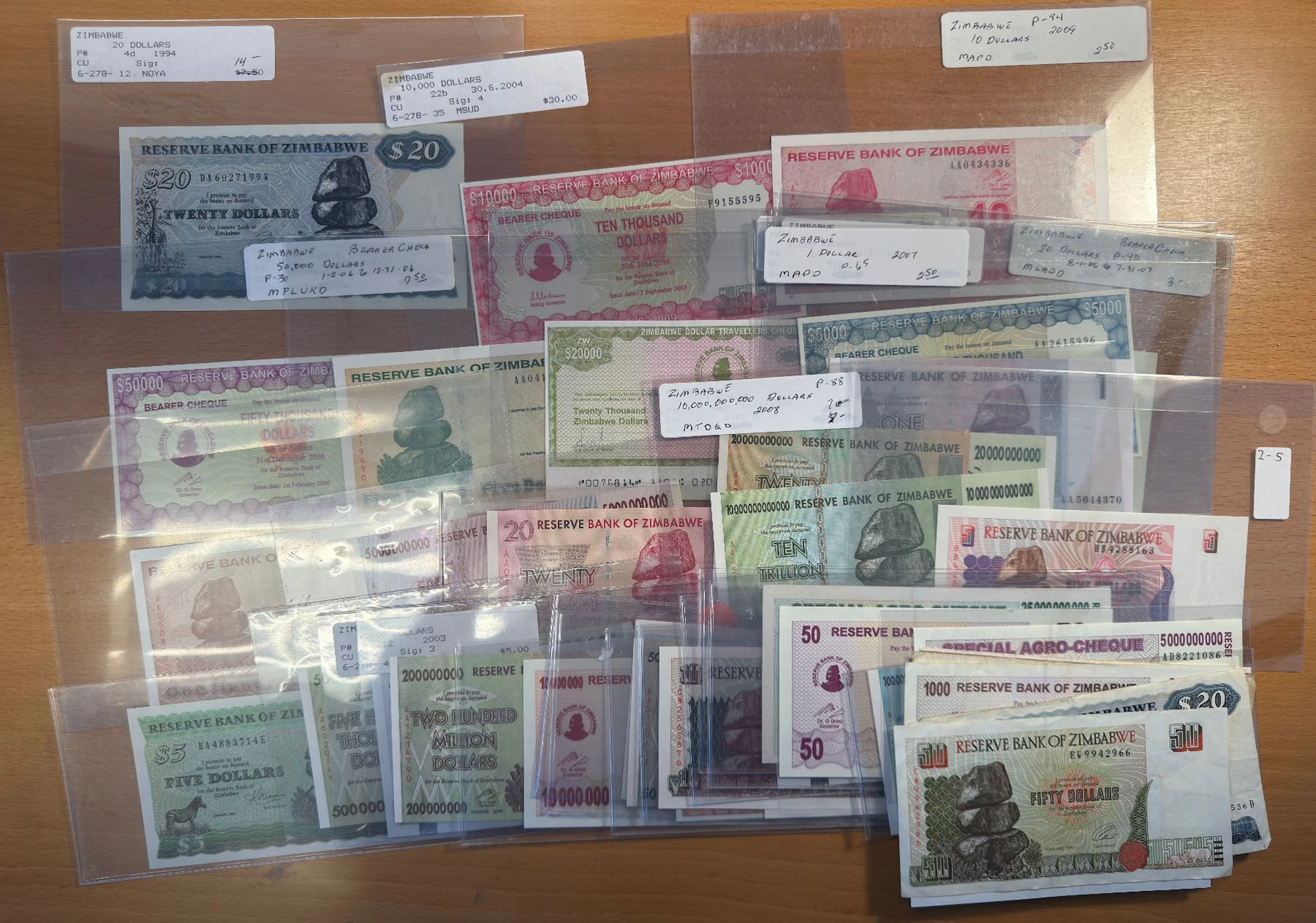ZIMBABWE: LOT of 41 notes