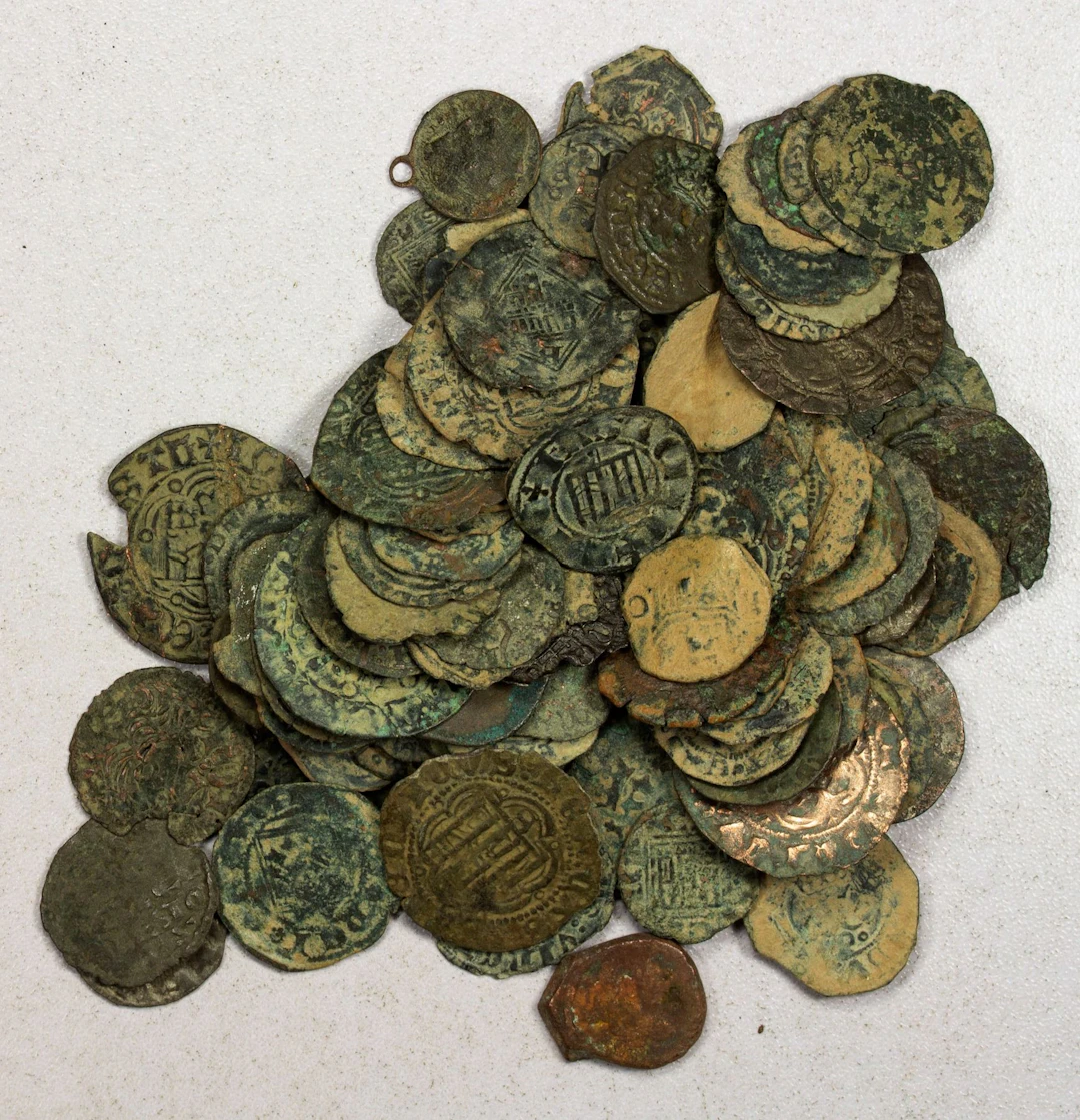 SPAIN: LOT of 100 coins
