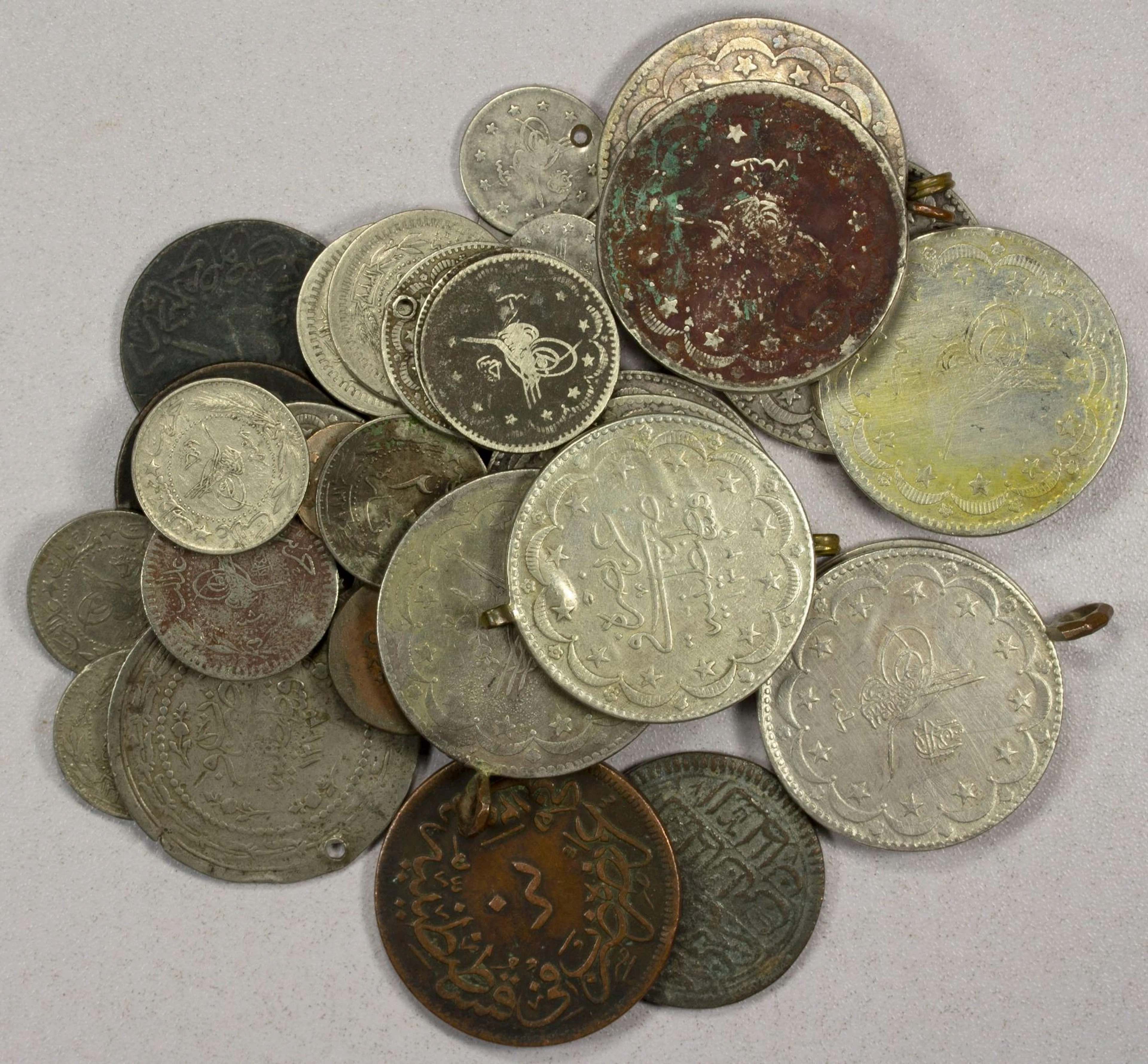 EARLY ISLAMIC: TURKEY: Ottoman Empire, LOT of 34 coins