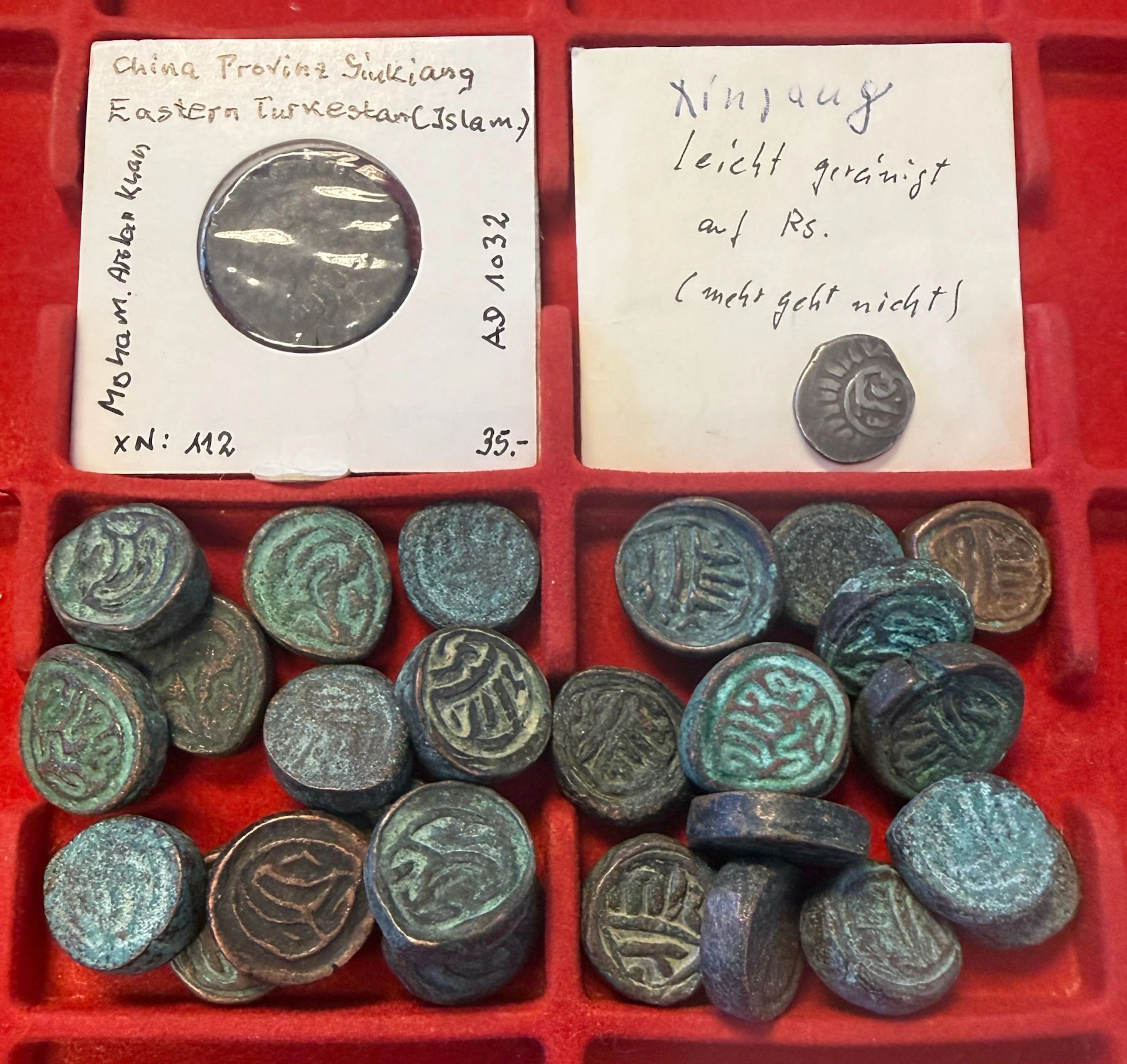 CHINA: SINKIANG: LOT of 29 coins