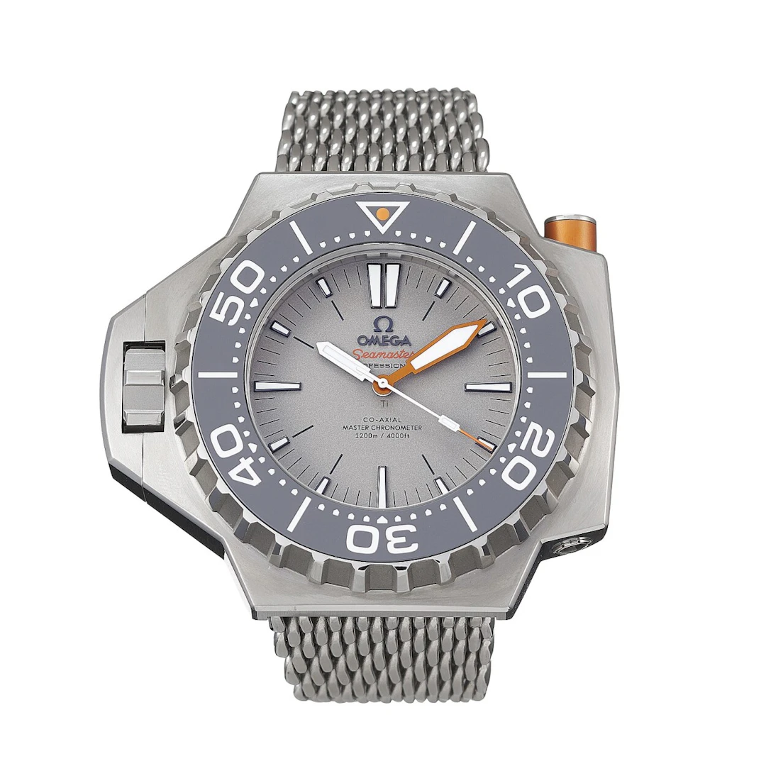 Omega Seamaster Ploprof 1200m Co-Axial Master Chronometer 55x48mm