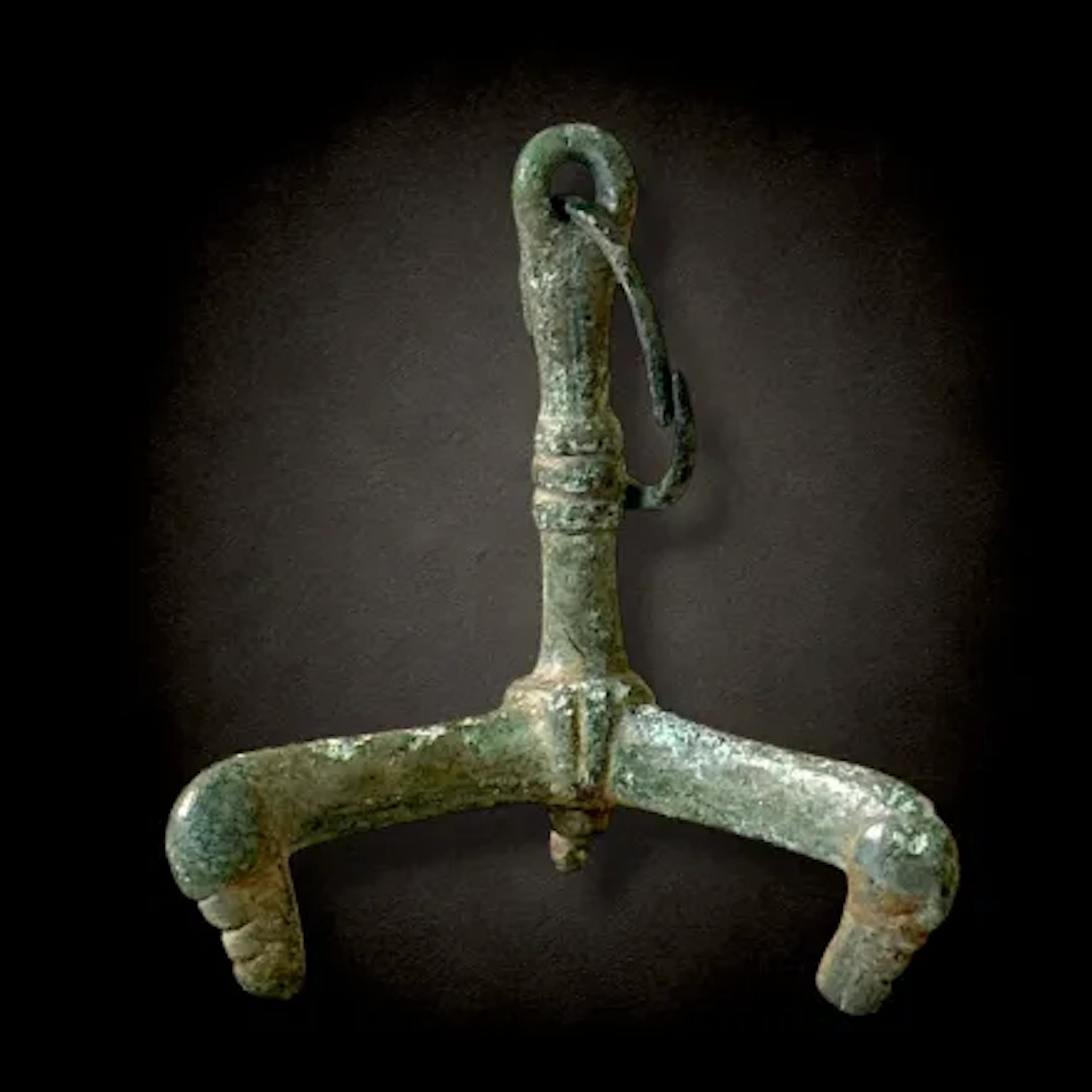 Large Celtic Pendant w three Horse Heads