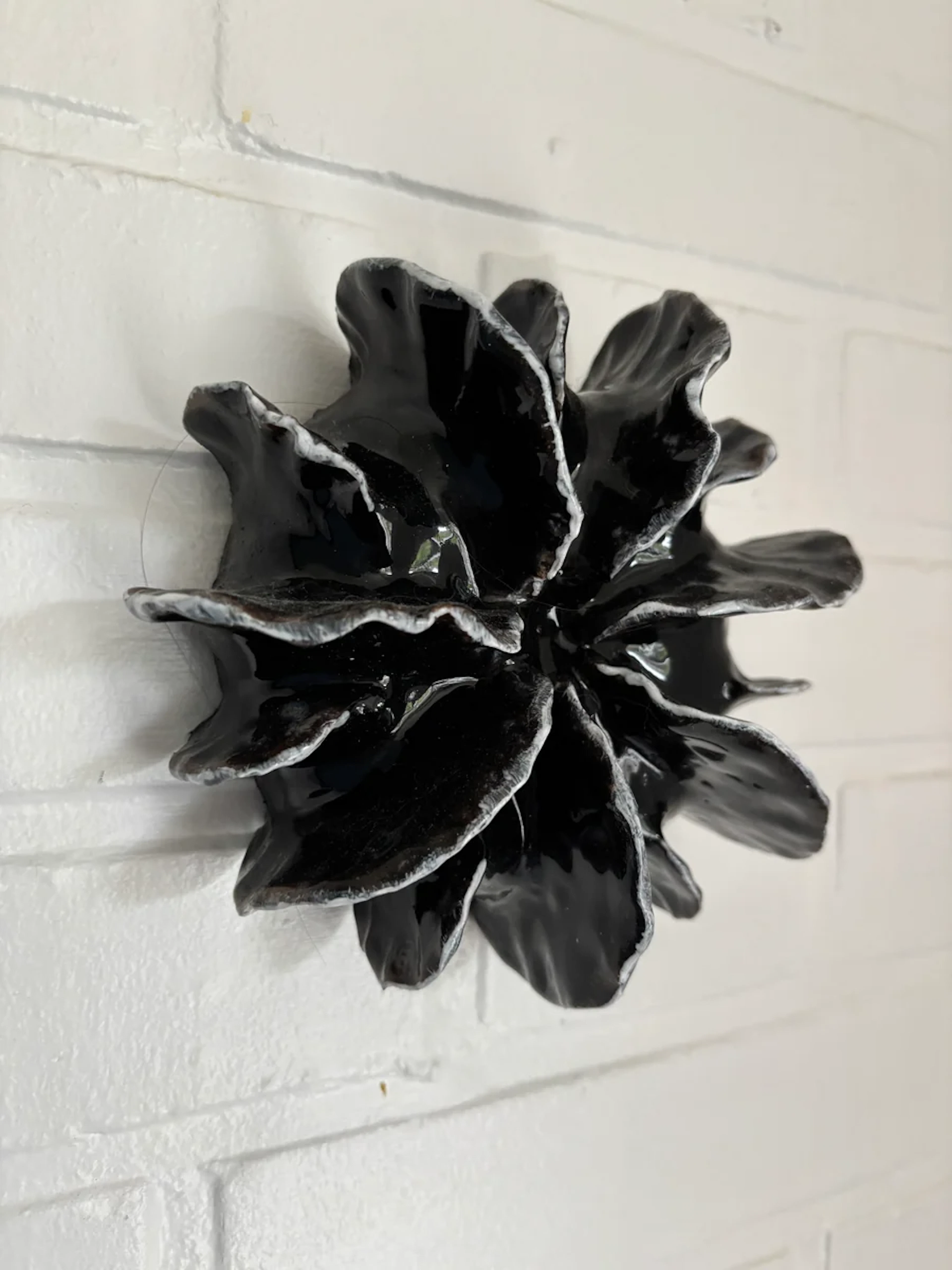 Wall sculpture "Wallflower Black"
