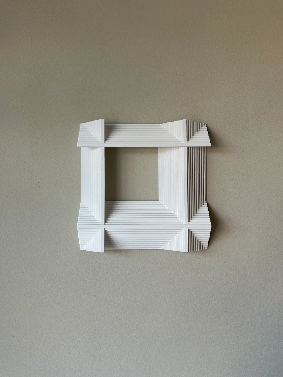 Wall sculpture in wood, White 25