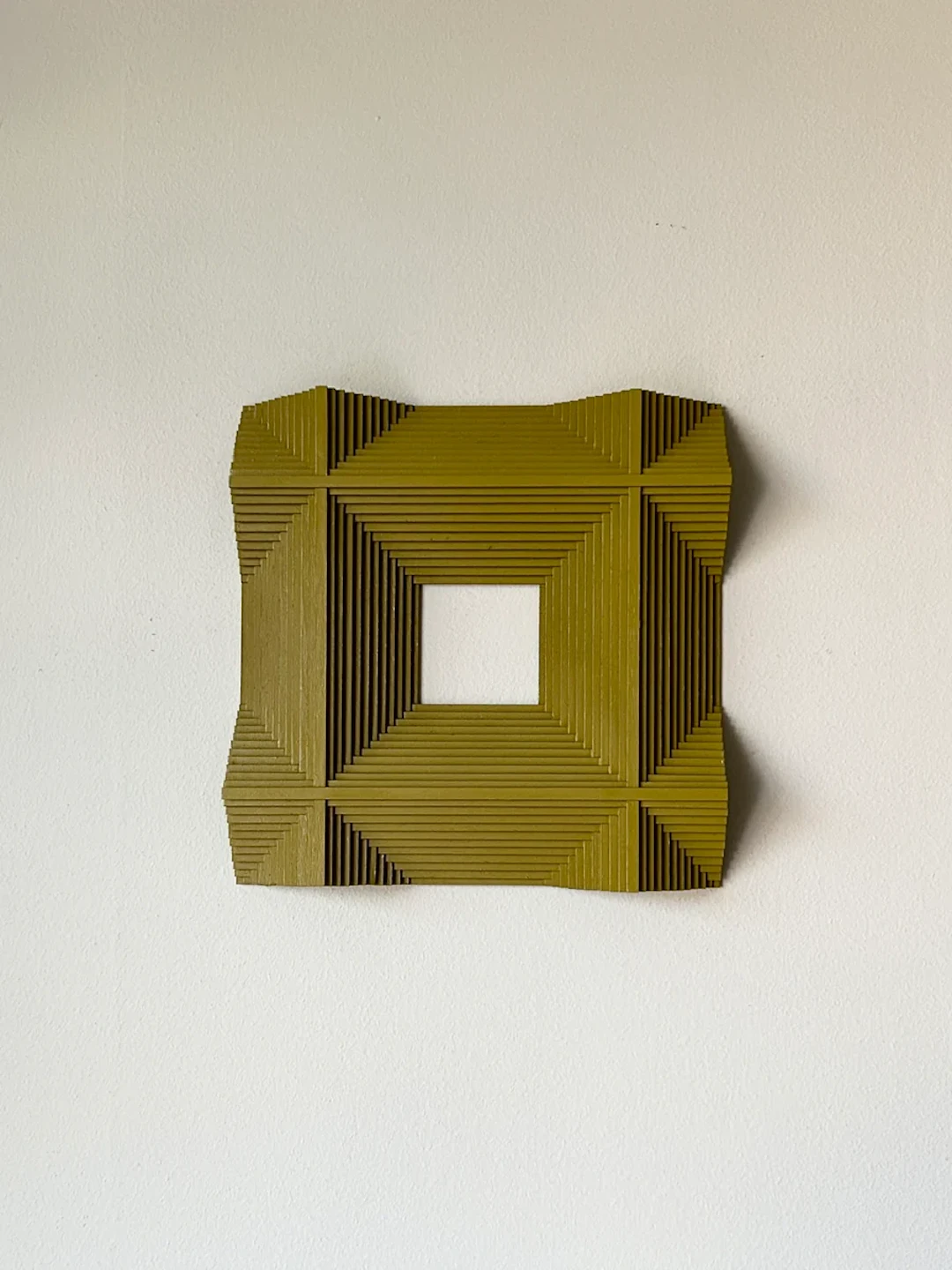 Wall sculpture in wood, Olive