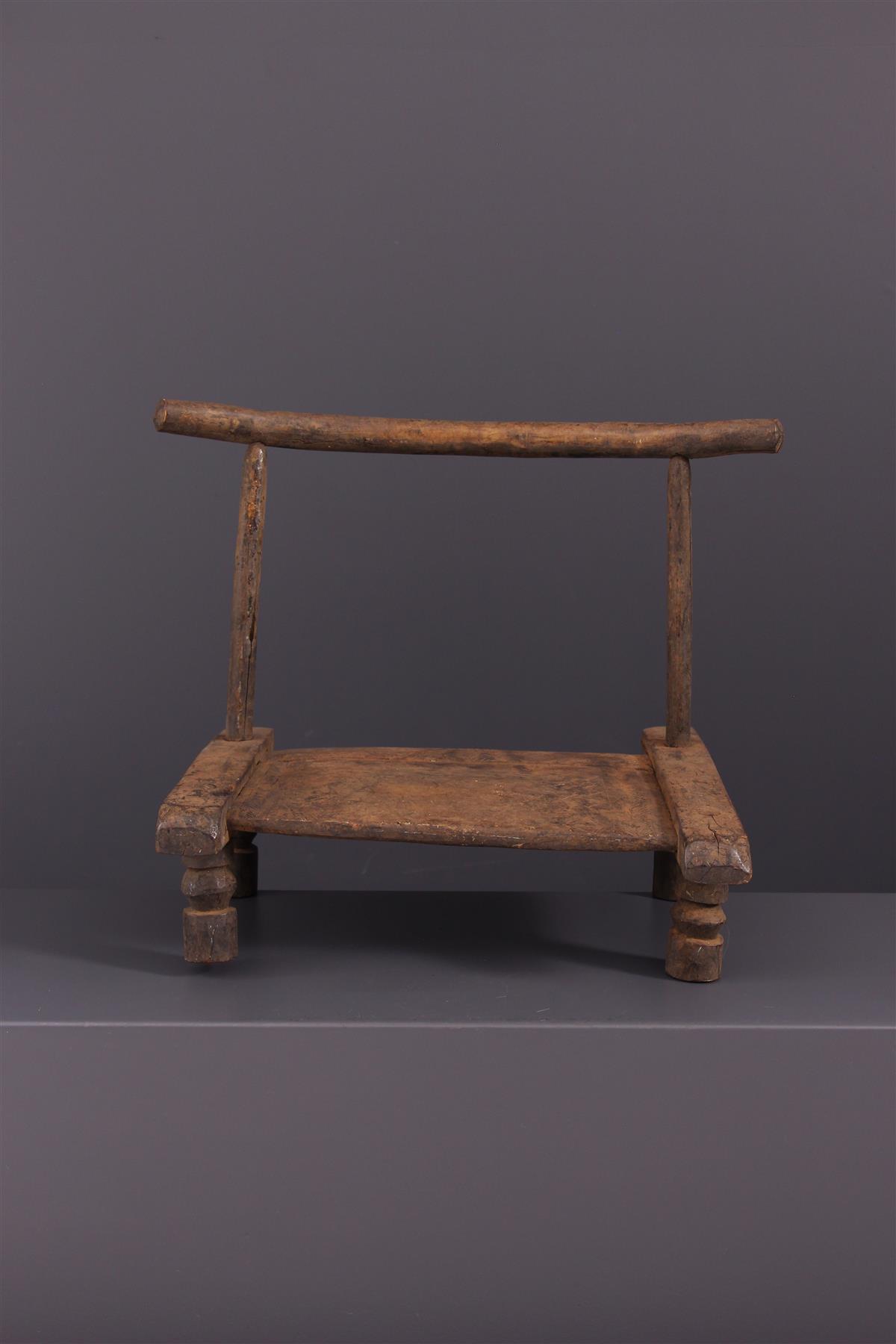 Chaise basse Baoule (N° 24513) Dépôt vente
