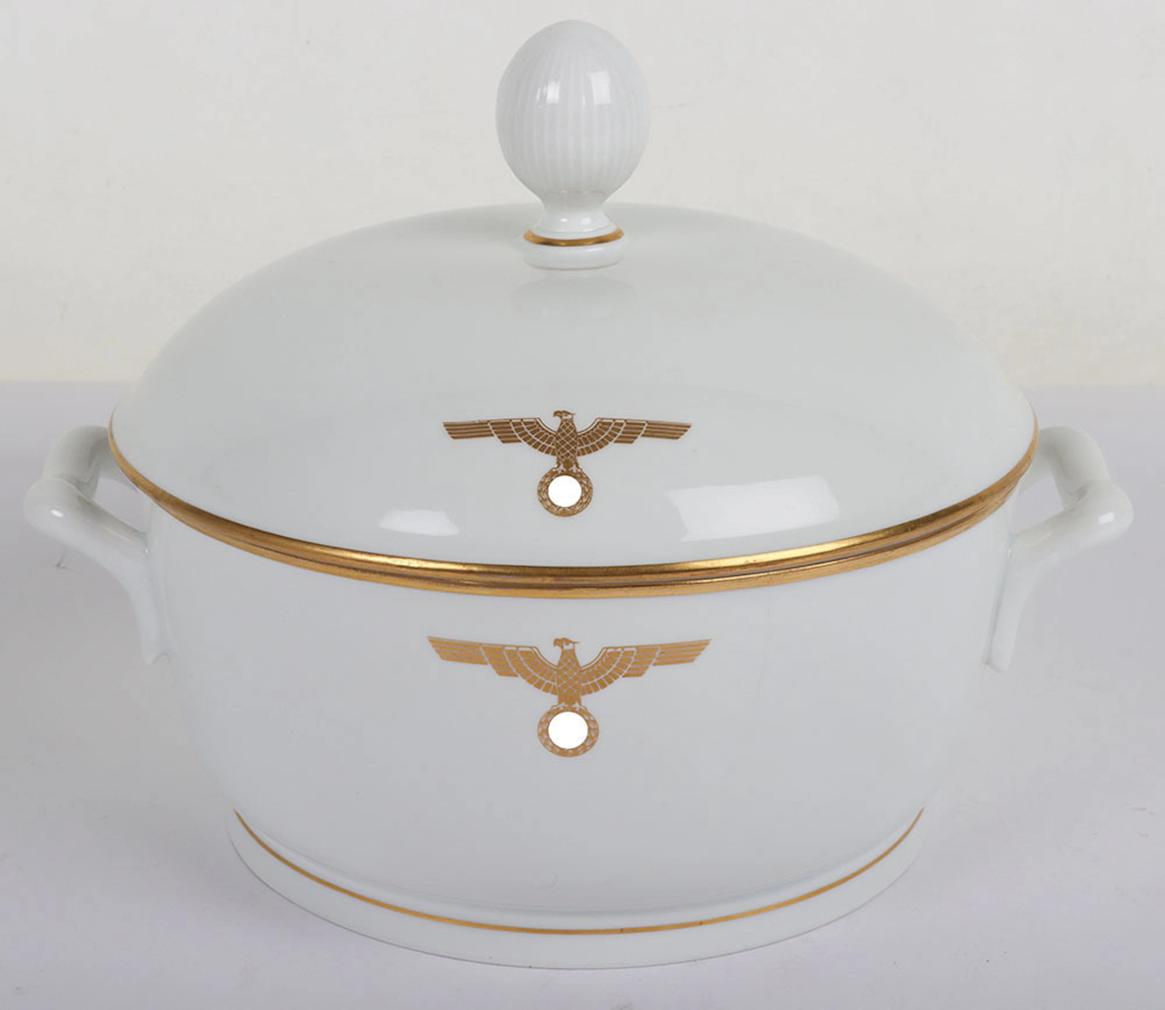 Adolf Hitler Personal Formal Porcelain Tableware from Deutscher Hof, Munich