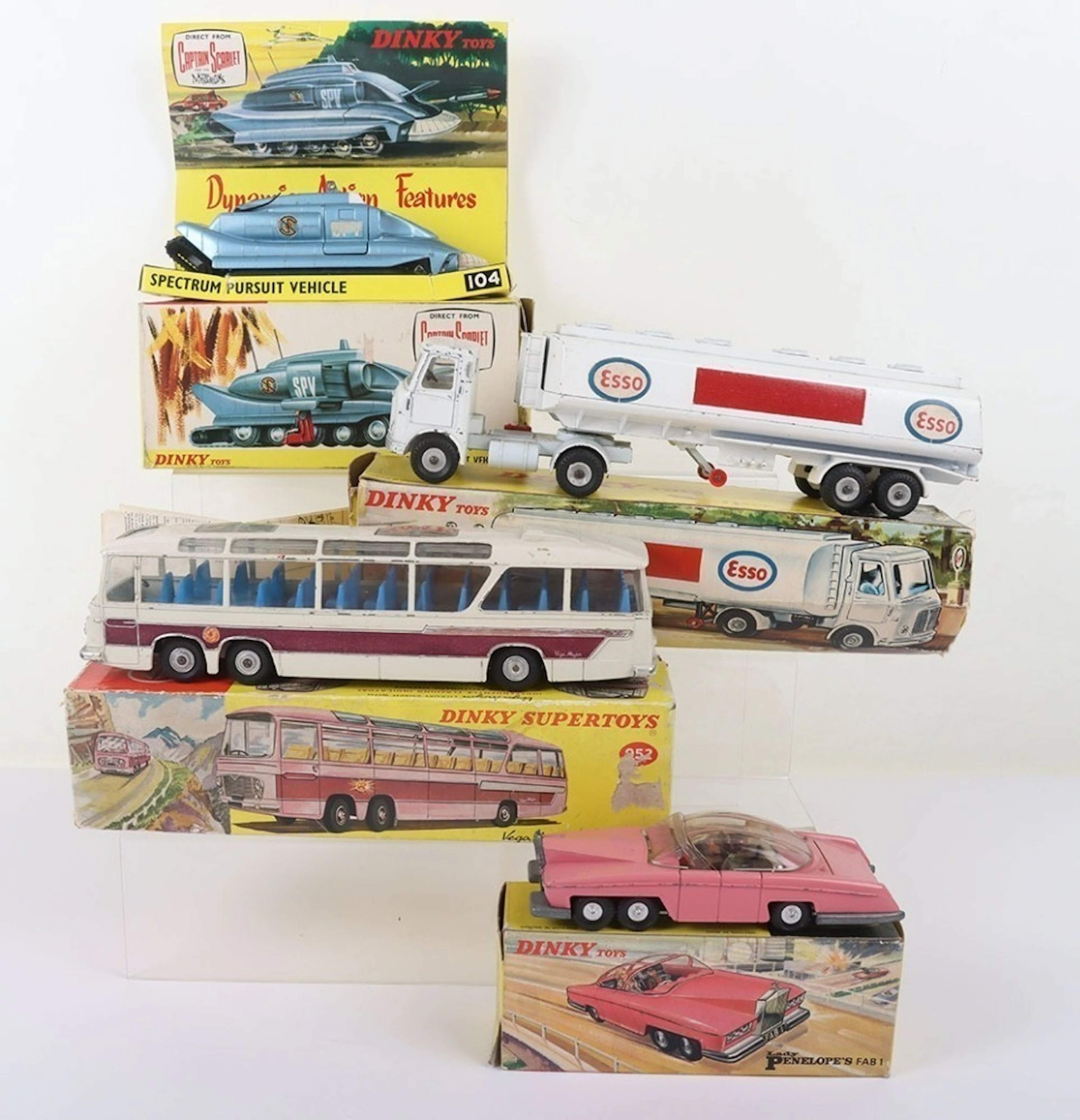 Dinky Toys 100 Lady Penelope’s FAB 1 From TV series ‘Thunderbirds’