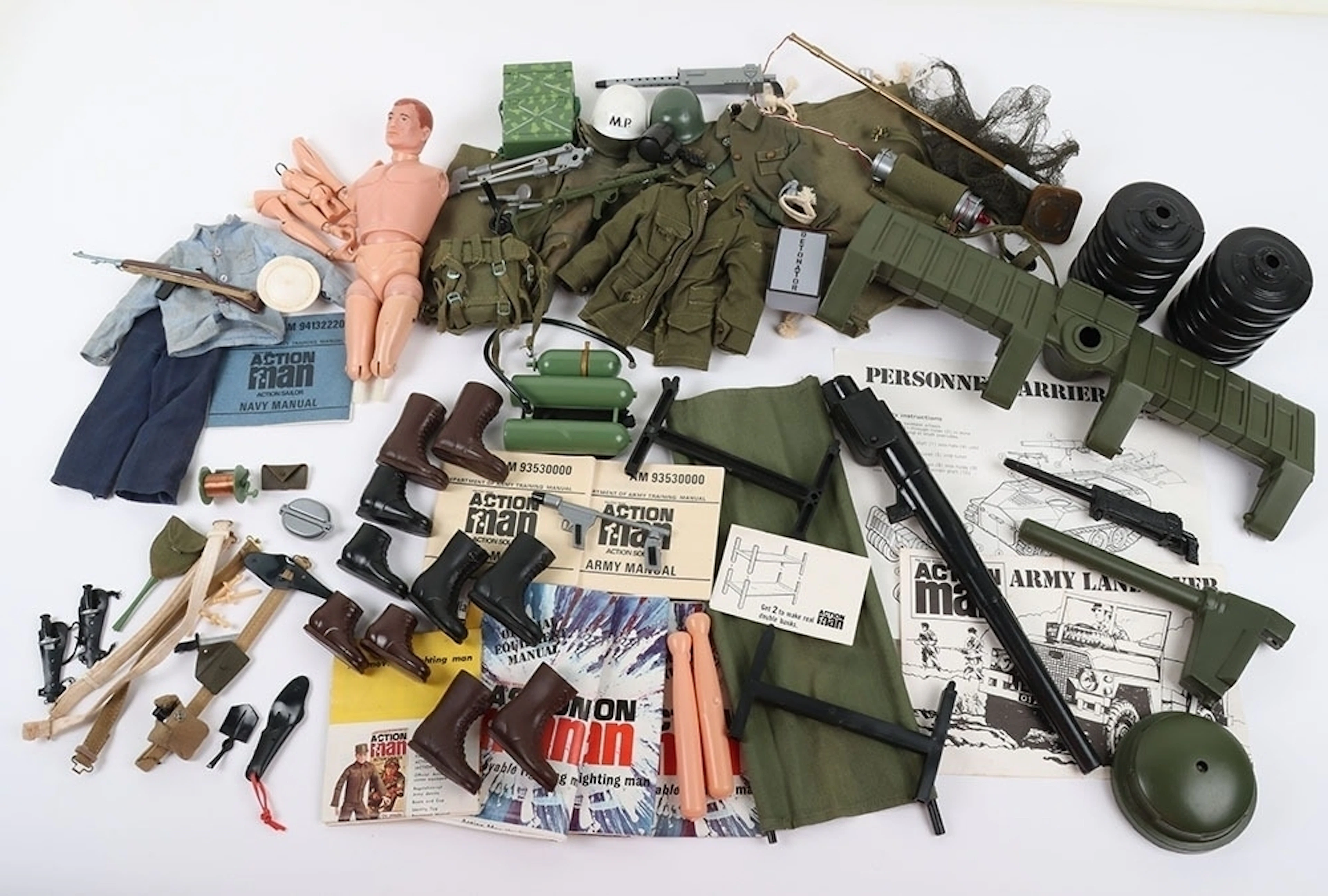 Vintage Action Man Palitoy Clothes & Accessories