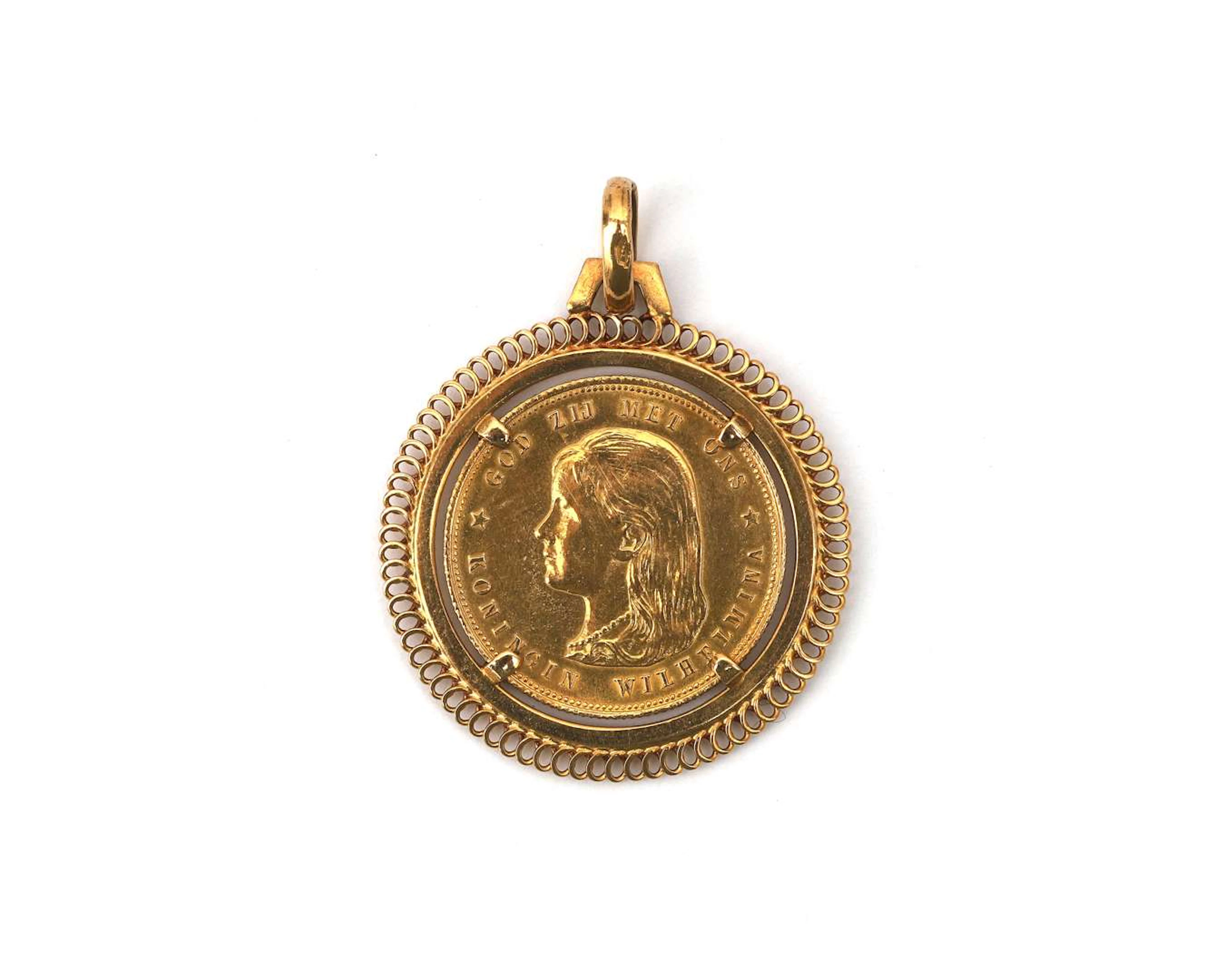 A gold 10-gulden Wilhelmina coin with an 18k yellow gold rim
