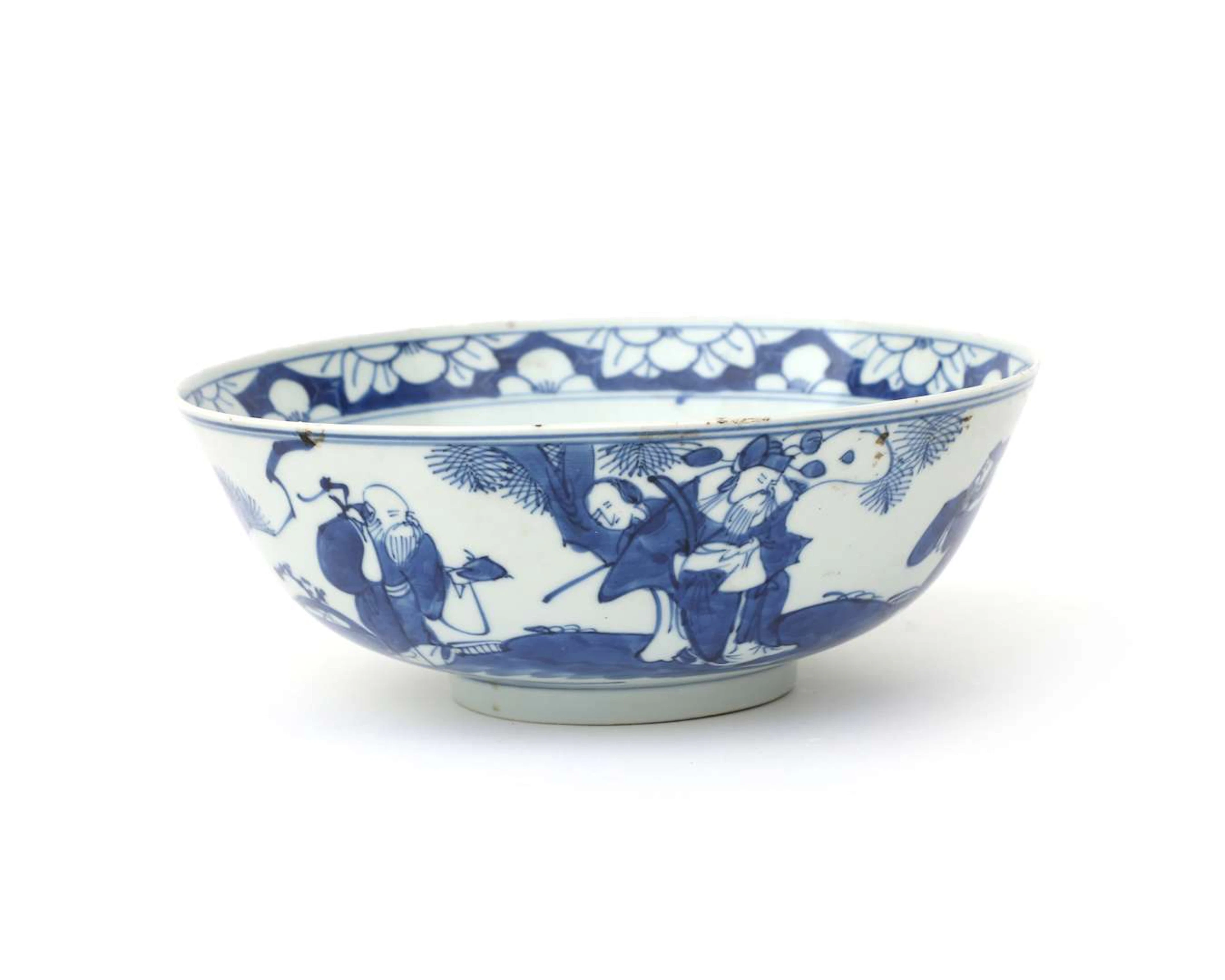 A porcelain bowl, China, 19th century